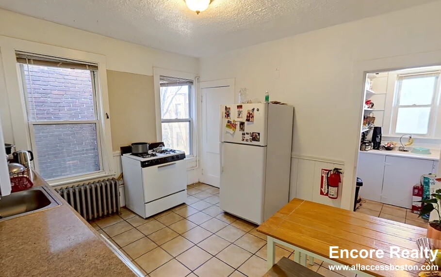 162 Kelton St, Brighton