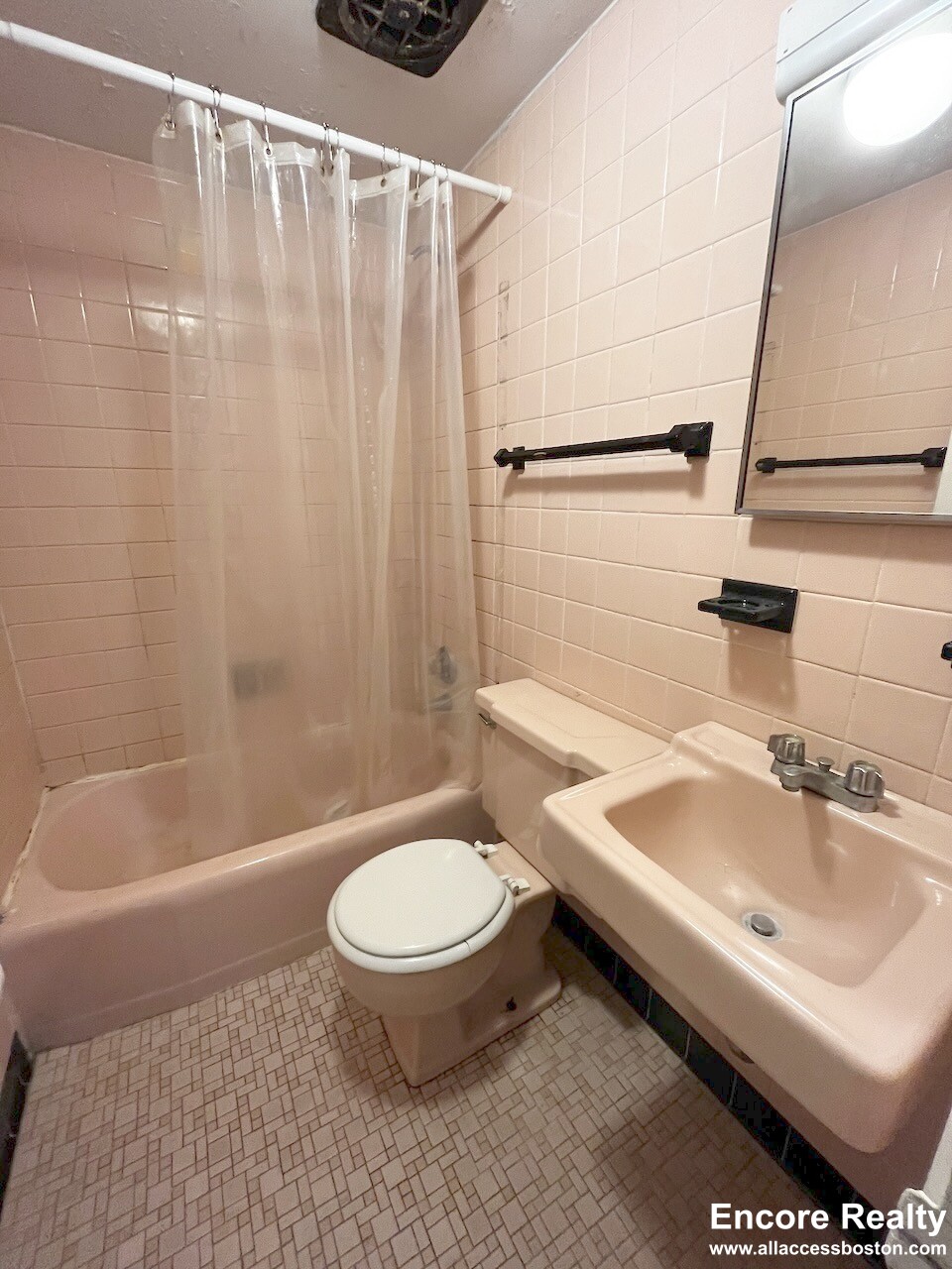 153 Brighton Ave, Allston