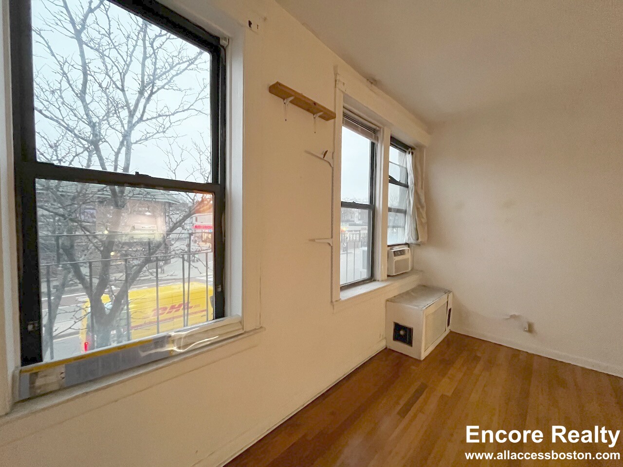 153 Brighton Ave, Allston