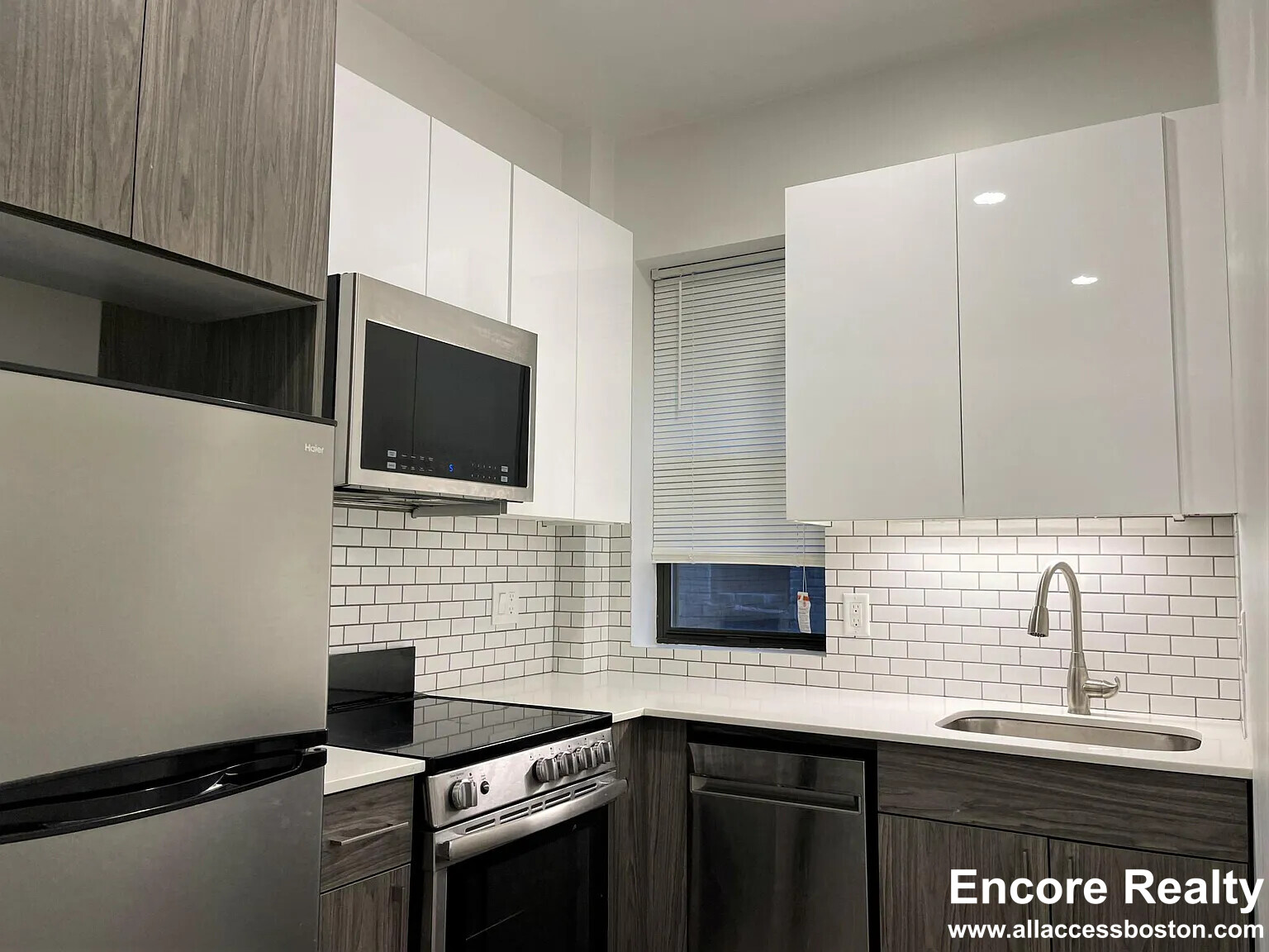 11 Peterborough St, Fenway