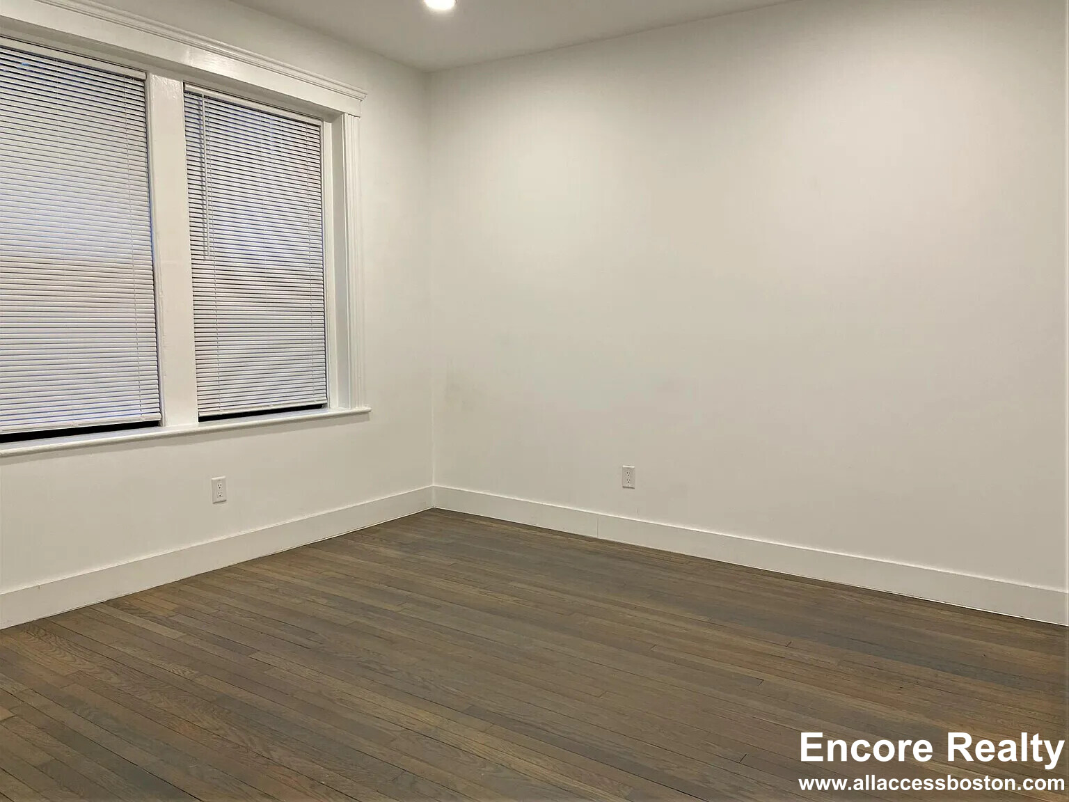 11 Peterborough St, Fenway