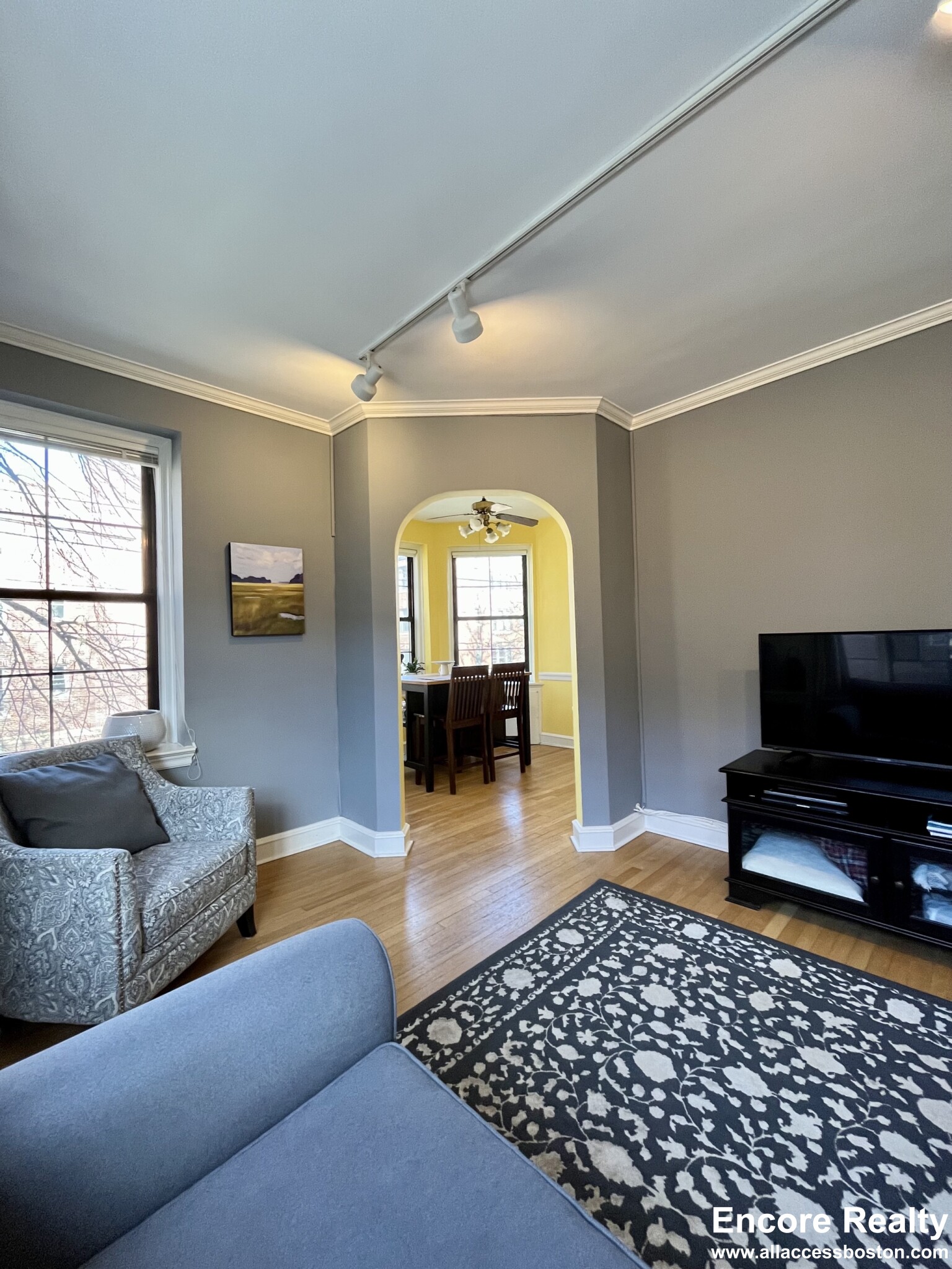 95 Longwood Ave, Longwood