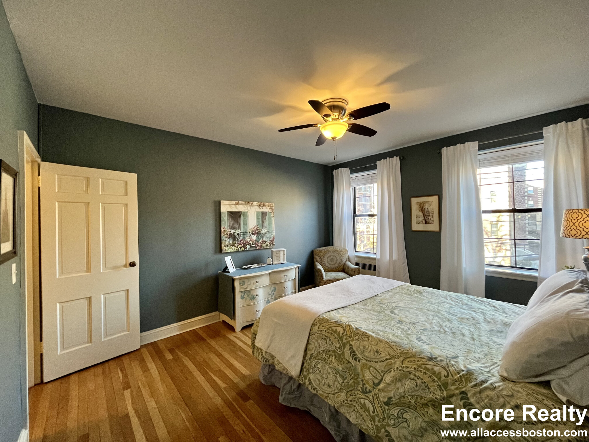 95 Longwood Ave, Longwood