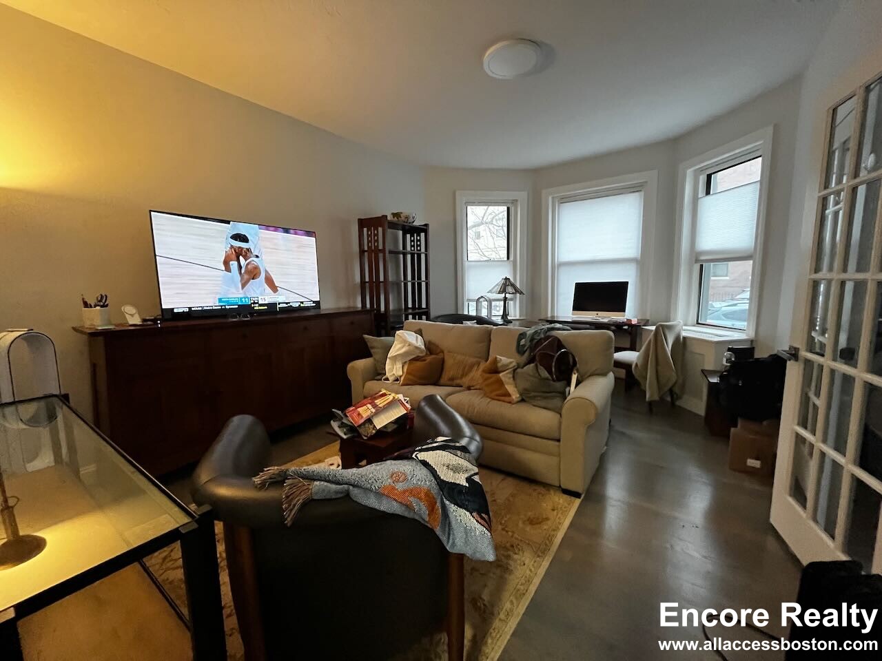 19 Peterborough St, Fenway