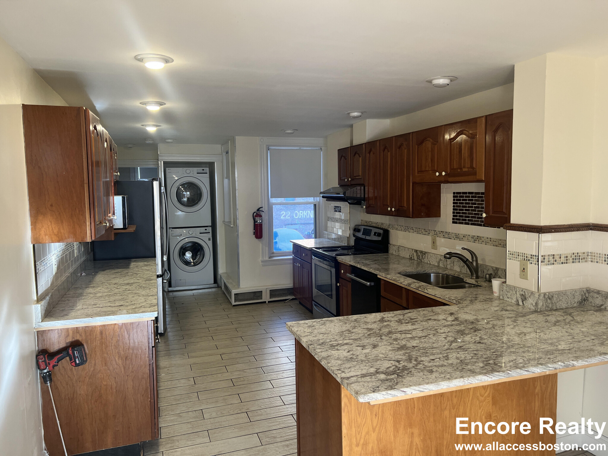 1906 Beacon St, Brookline Village