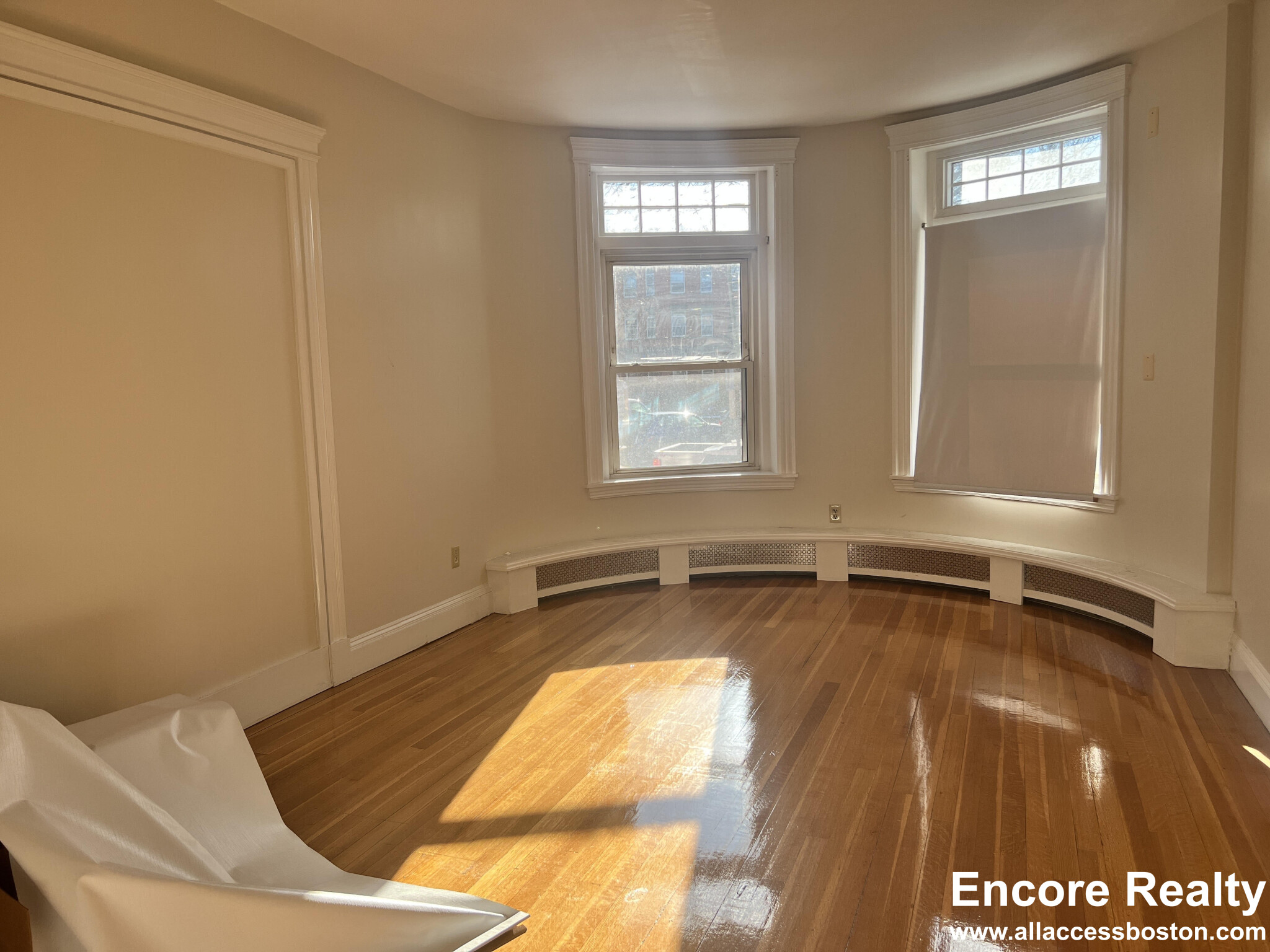 1906 Beacon St, Brookline Village