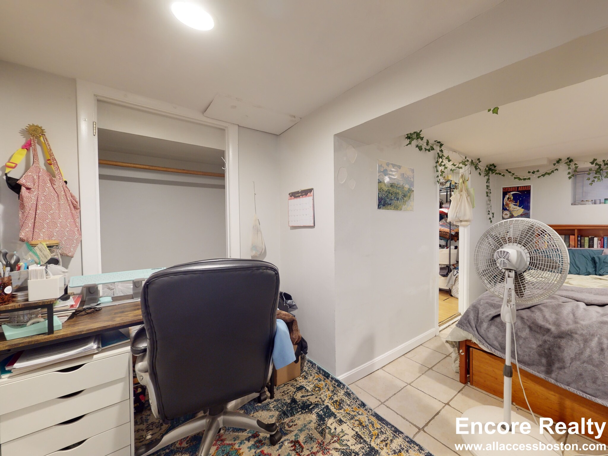 32 Huntington Ave, Jamaica Plain