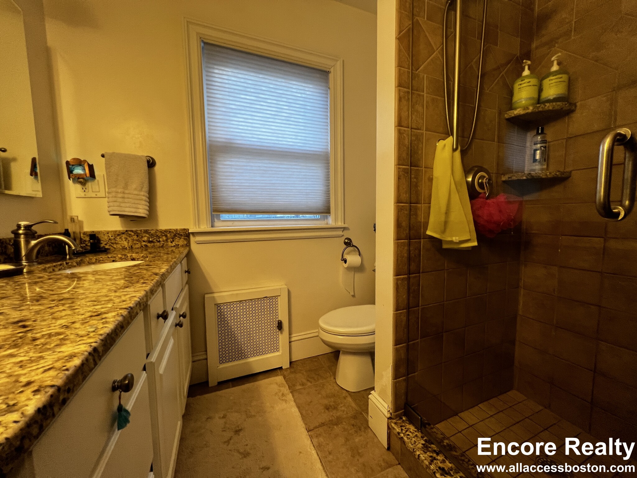 21 Russell St, Coolidge Corner