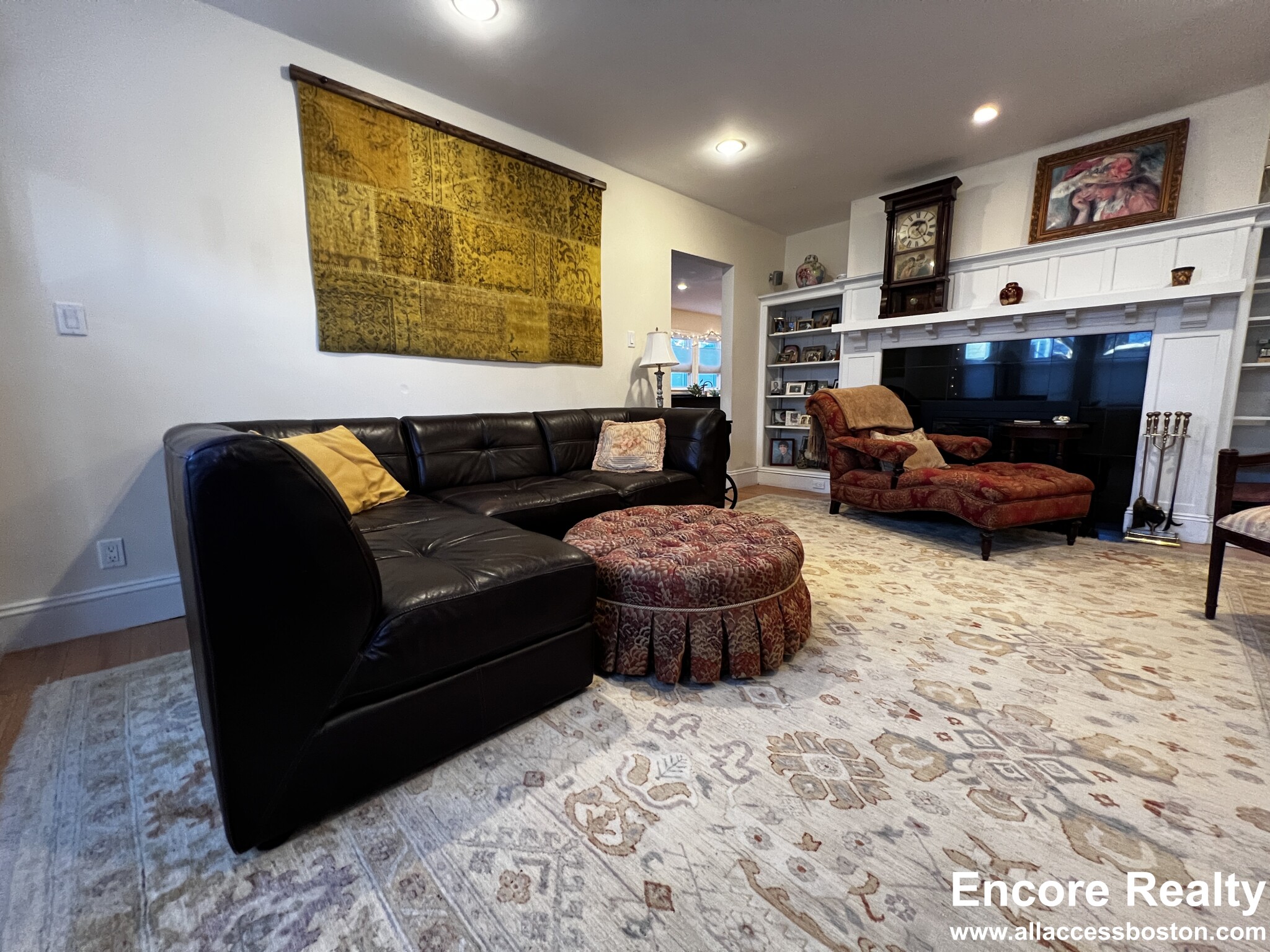 21 Russell St, Coolidge Corner