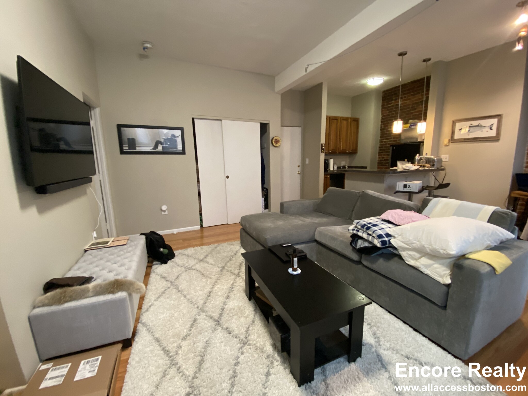 23 Cortes St, Back Bay