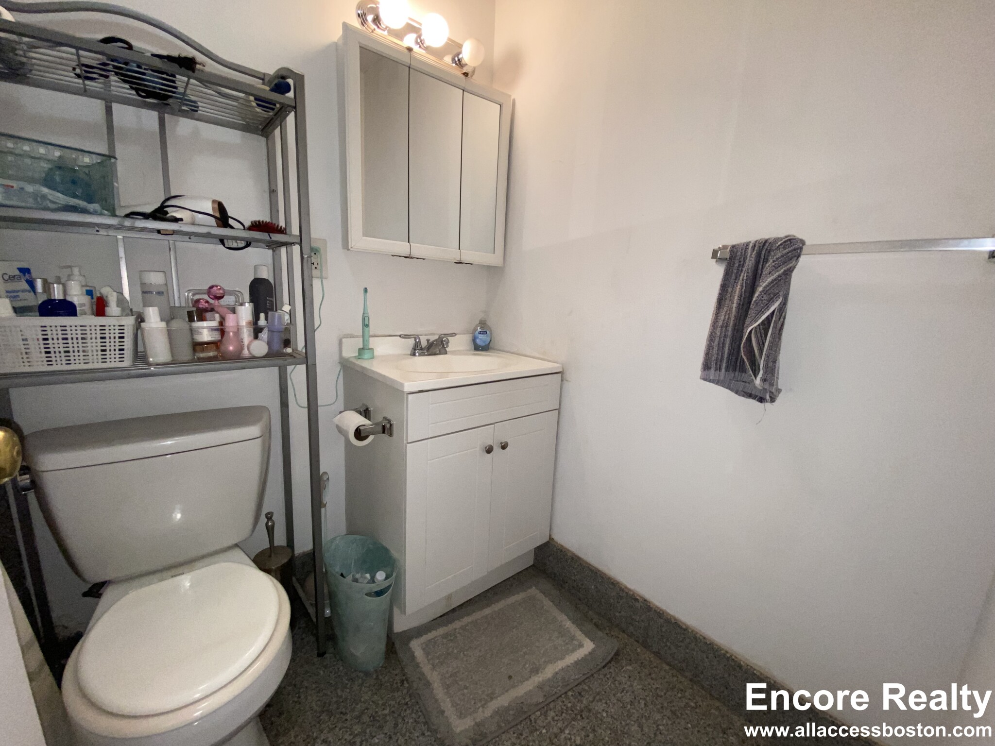 23 Cortes St, Back Bay