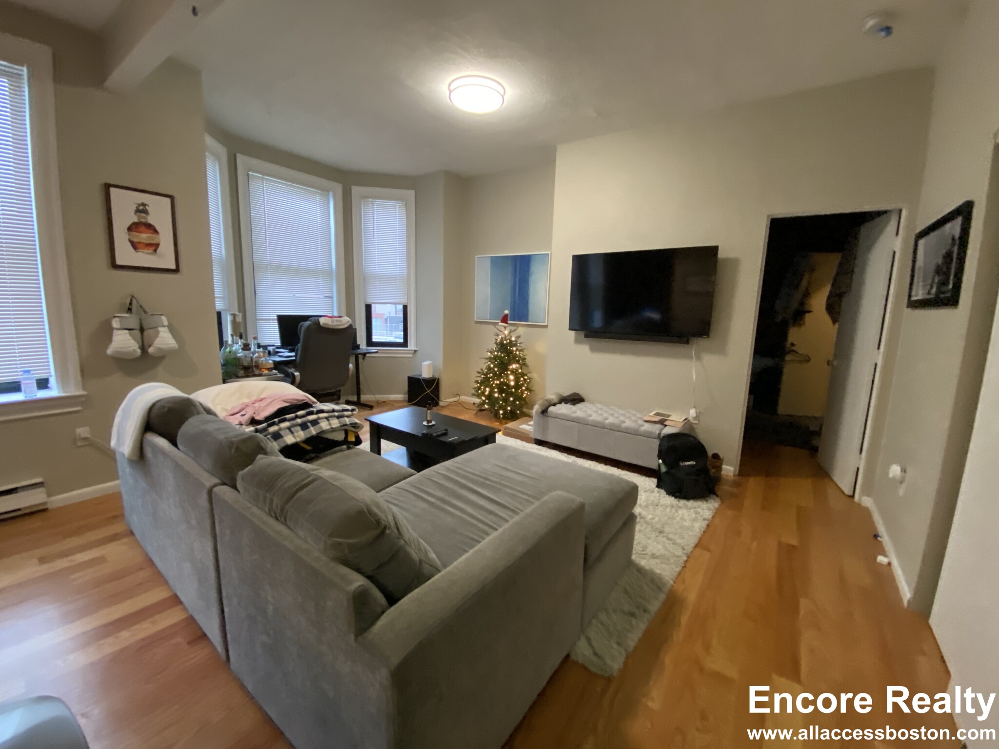 23 Cortes St, Back Bay