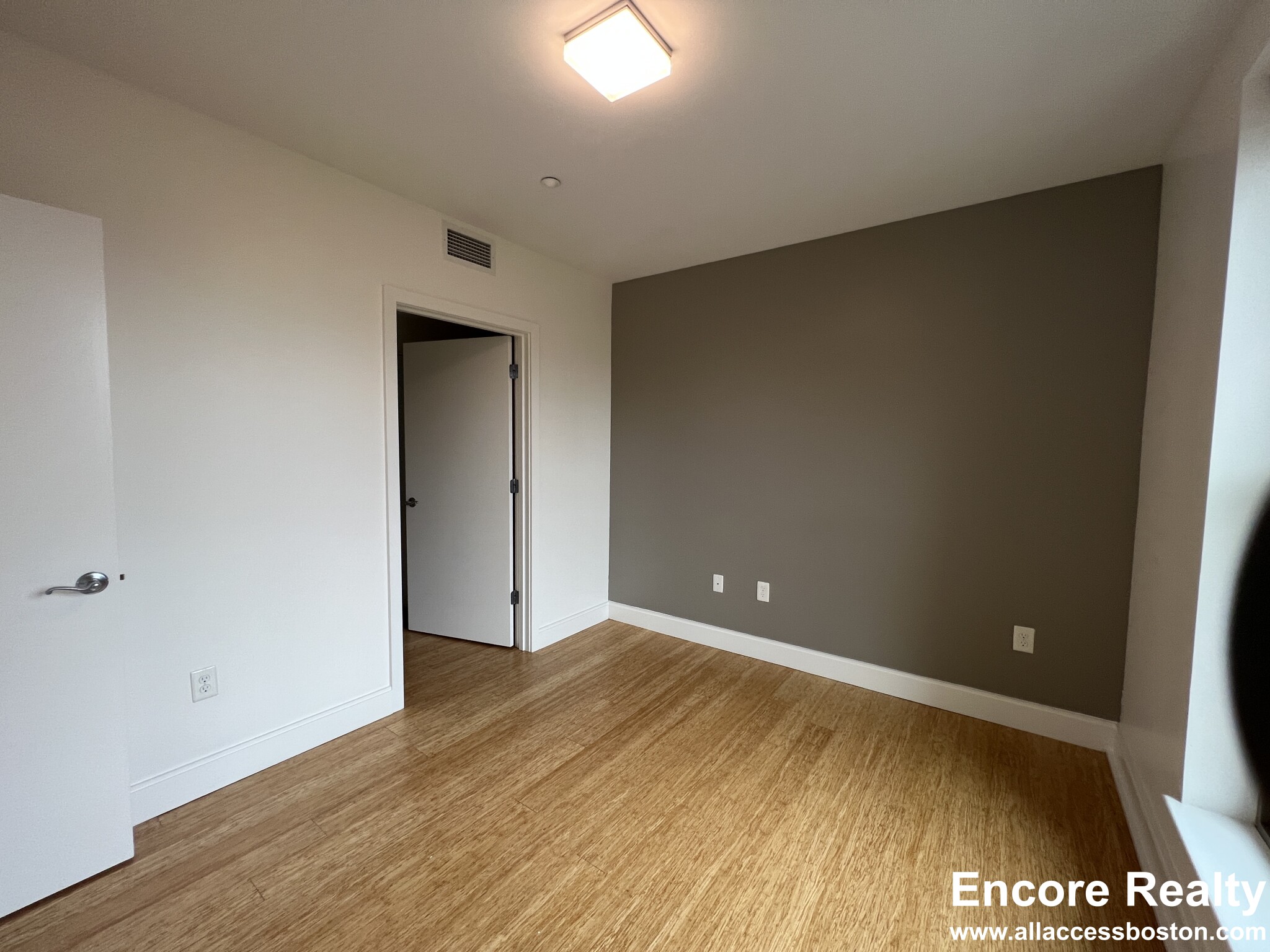 40 Malvern St, Allston