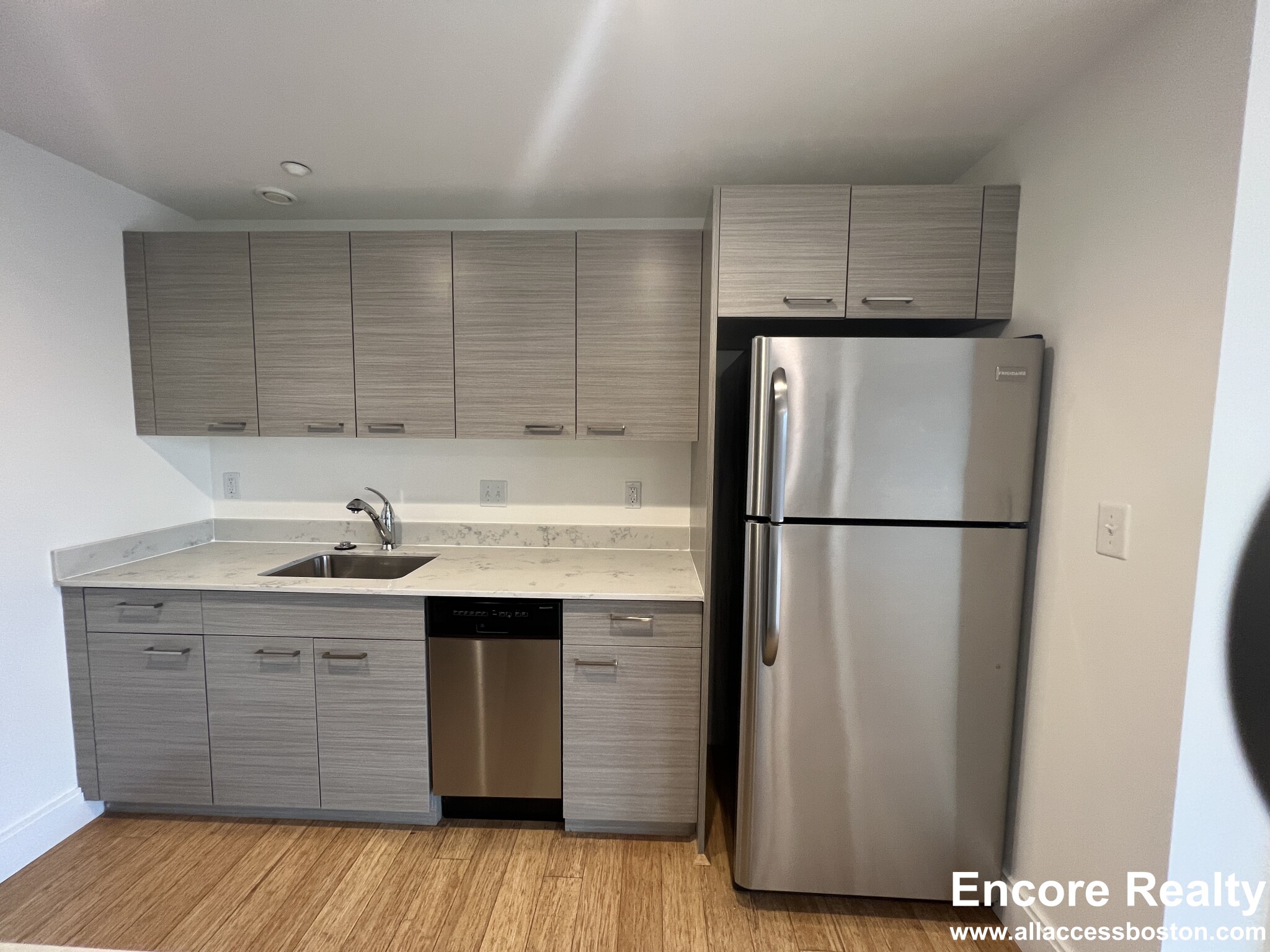 40 Malvern St, Allston