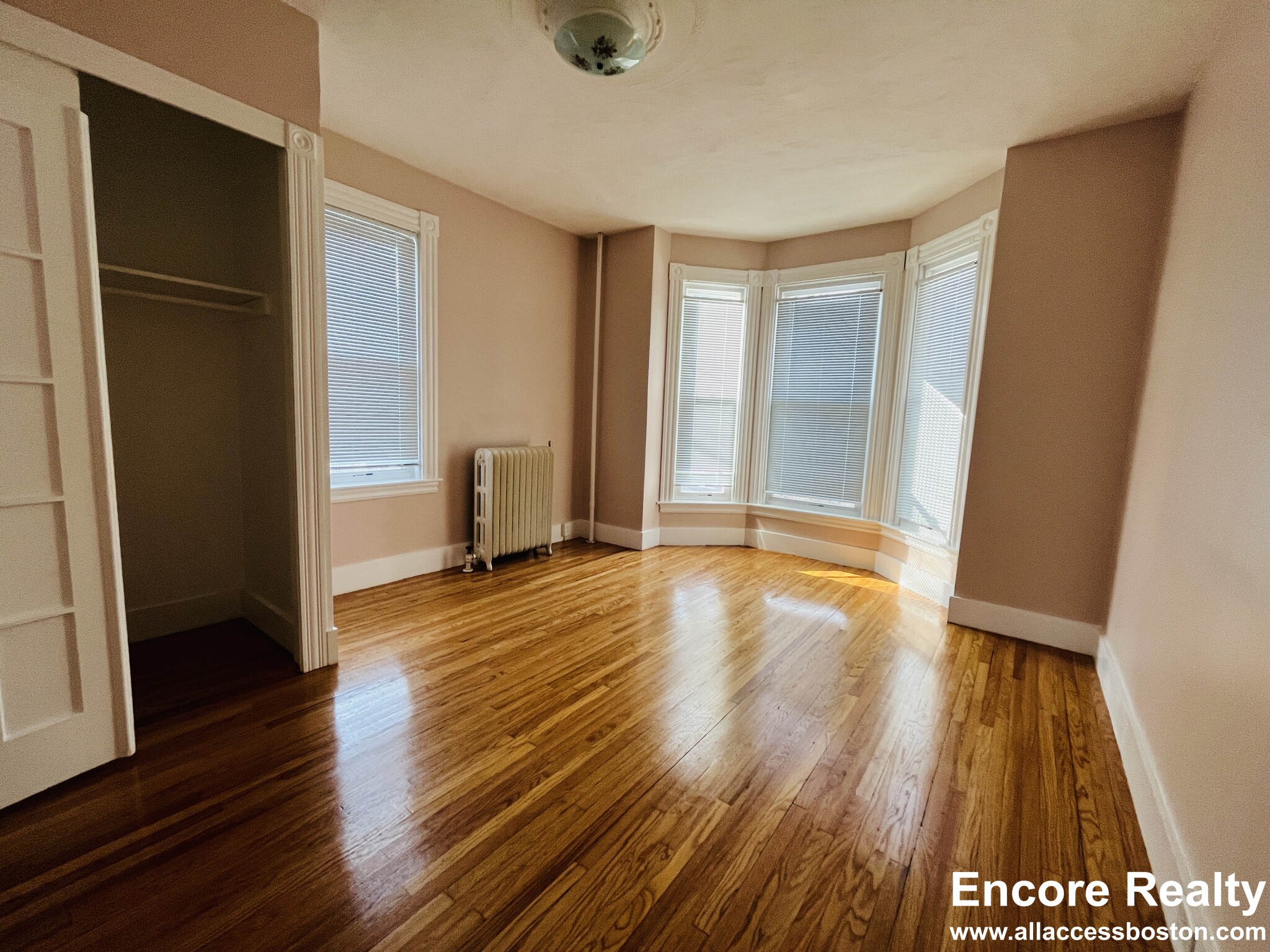 43 Dartmouth St, Winter Hill