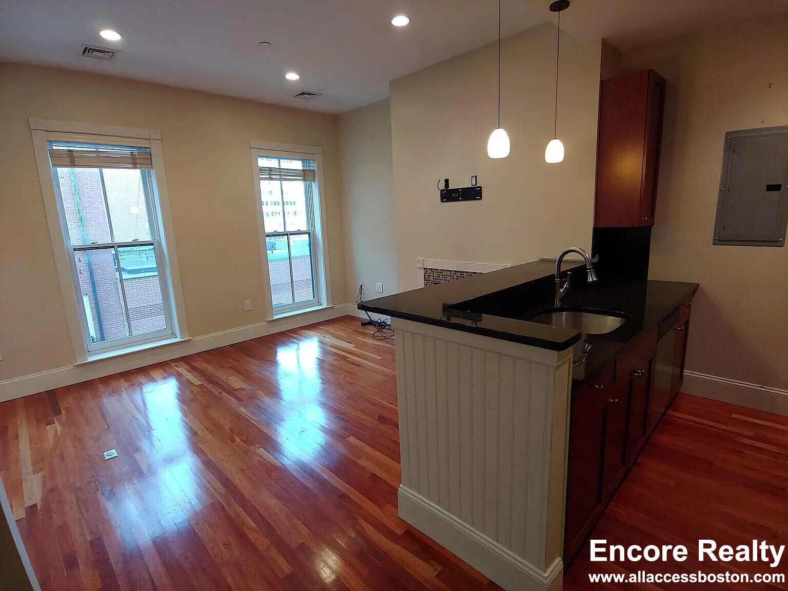 14 Temple St, Beacon Hill