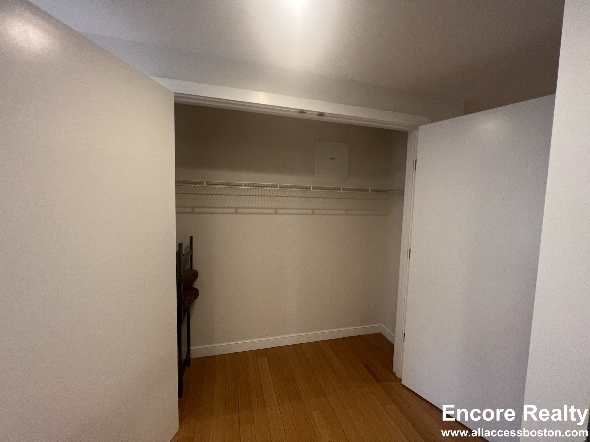 601 Albany St, South End