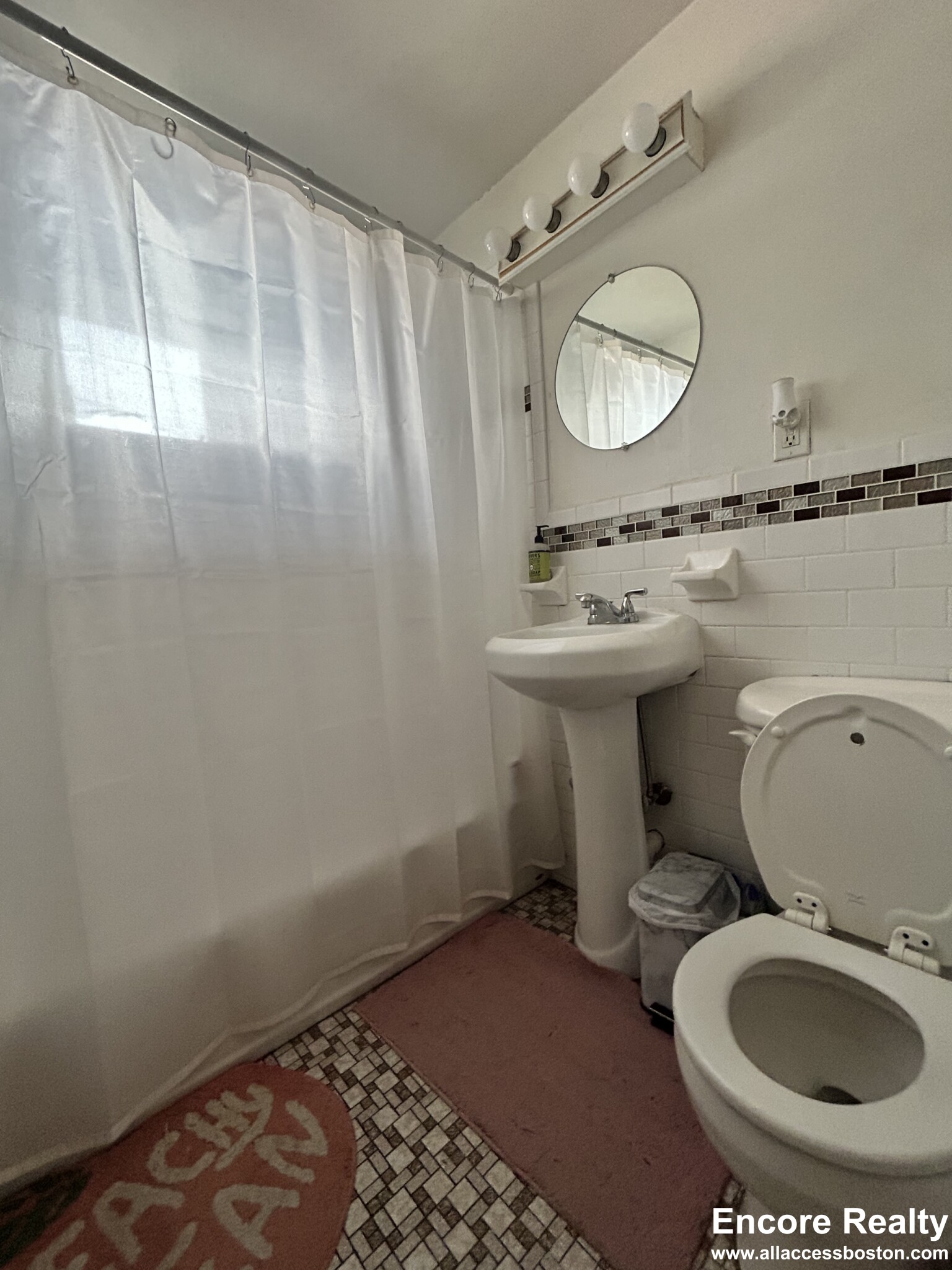 505 Washington St, Brighton