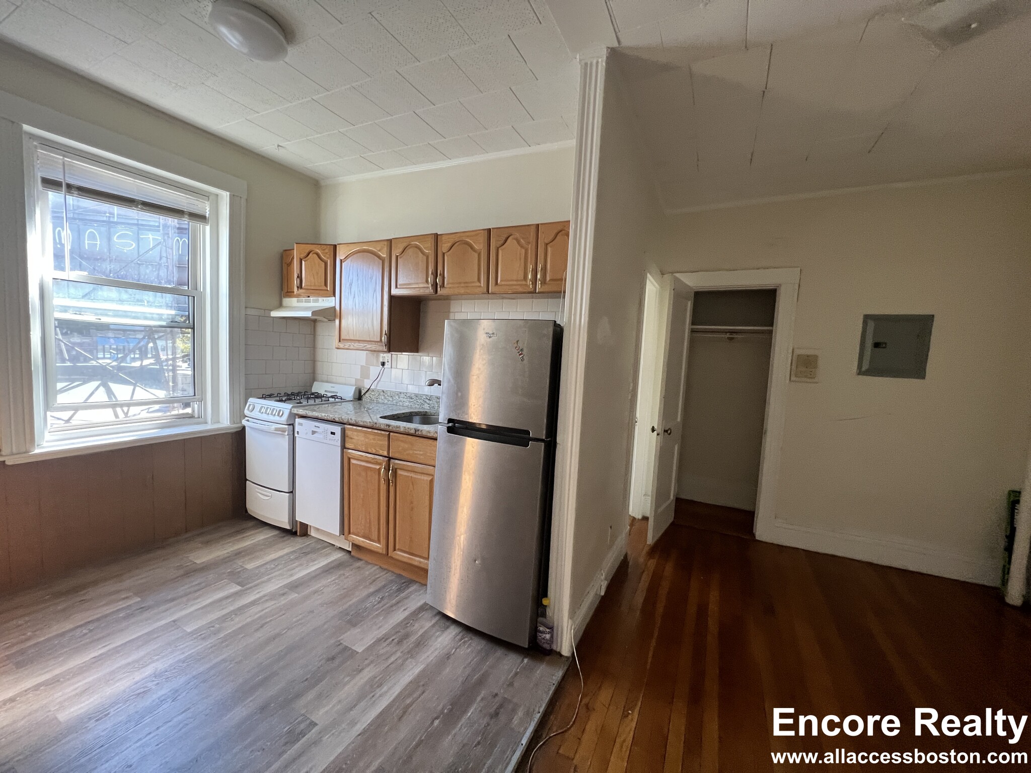 126 Warren St, Allston