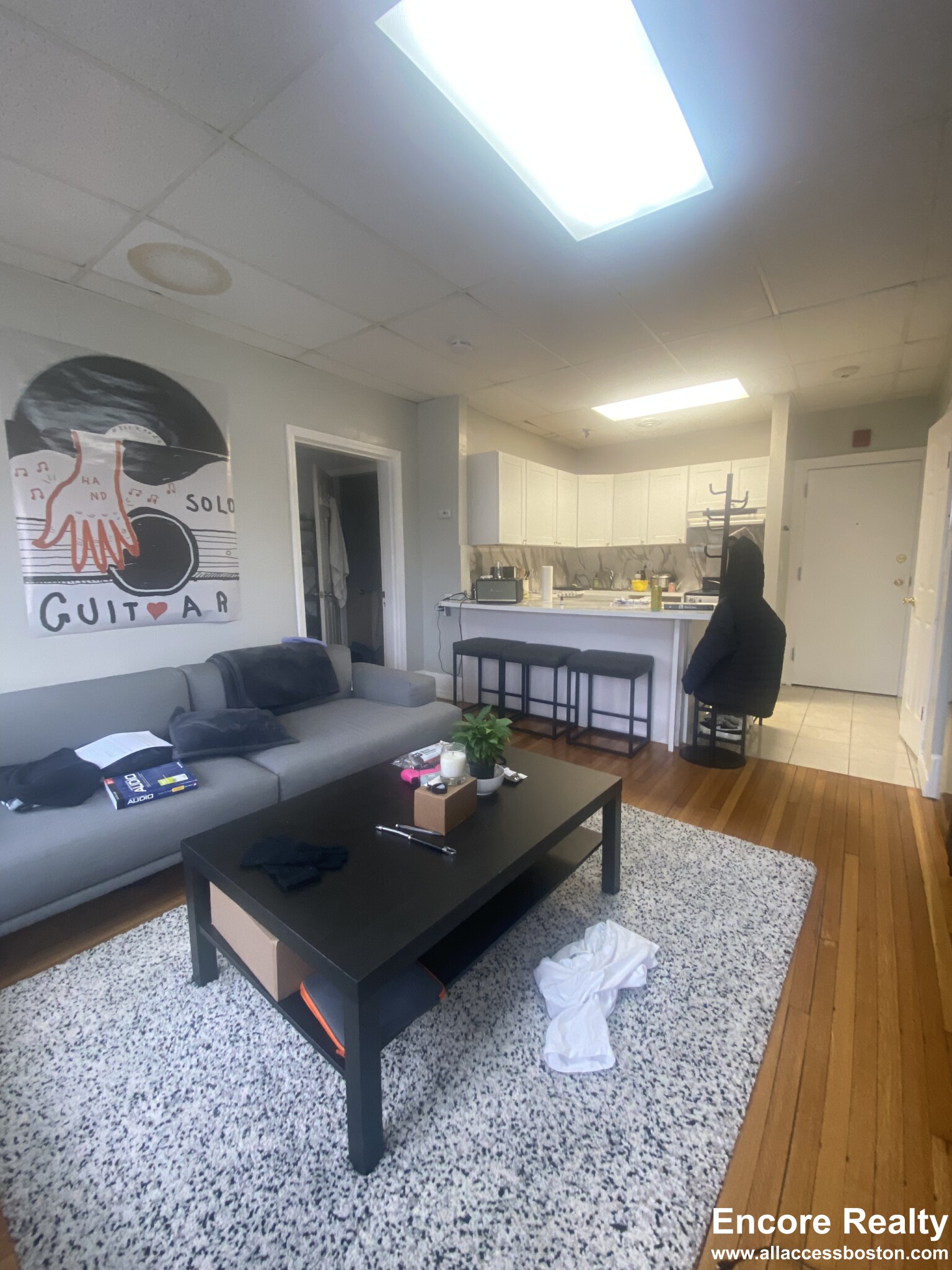 879 Beacon St, Fenway