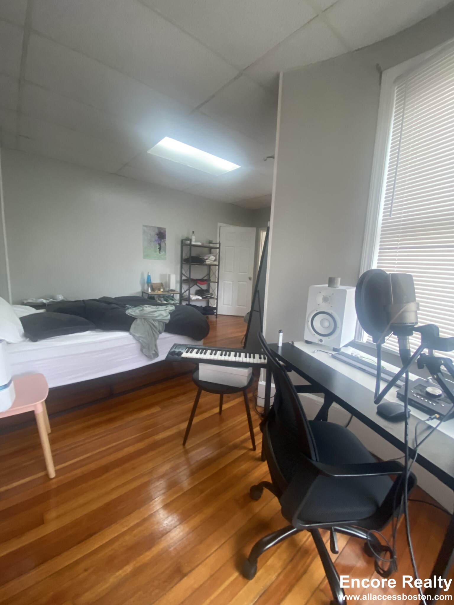 879 Beacon St, Fenway