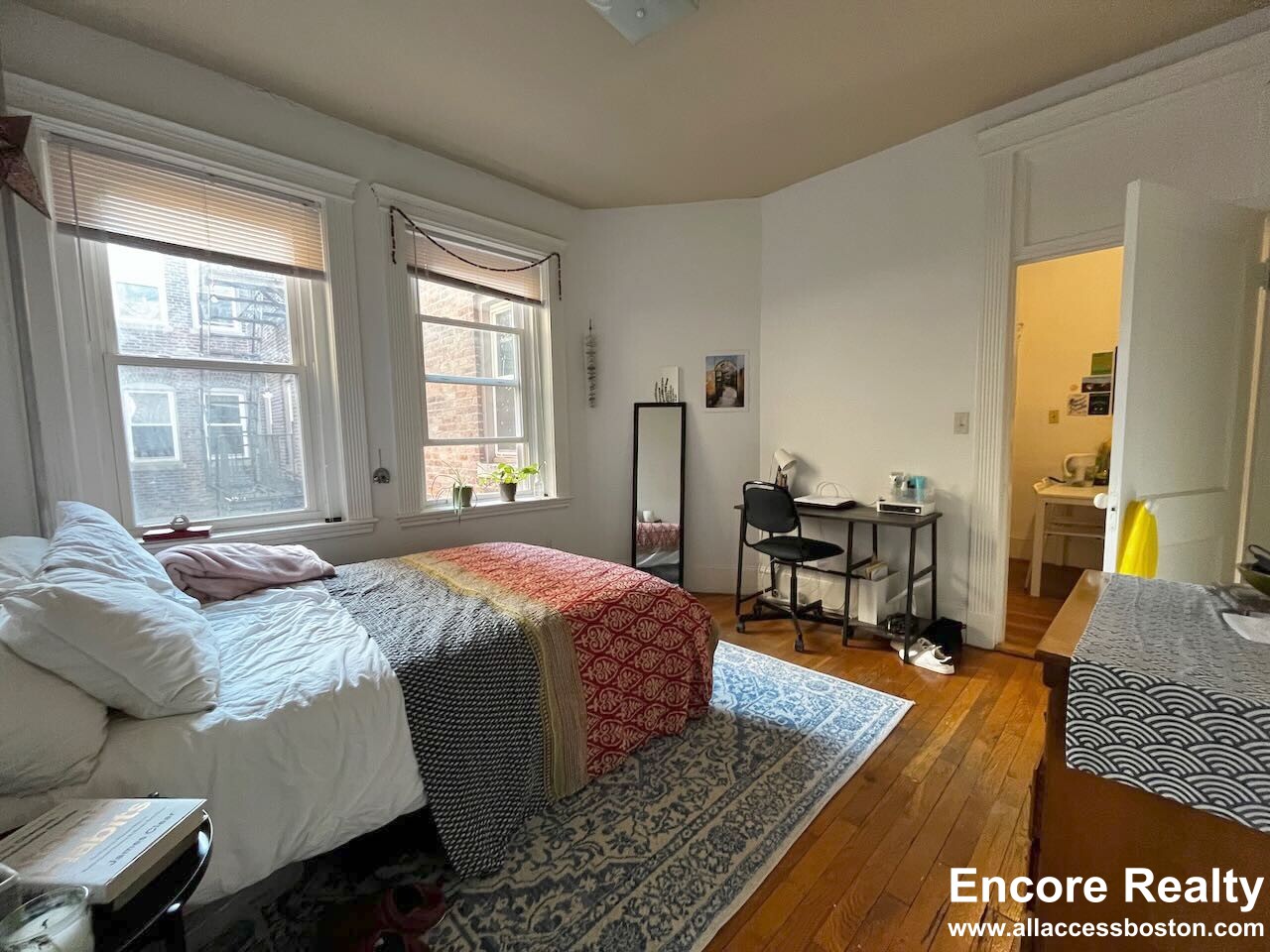 24 Westland Ave, Fenway