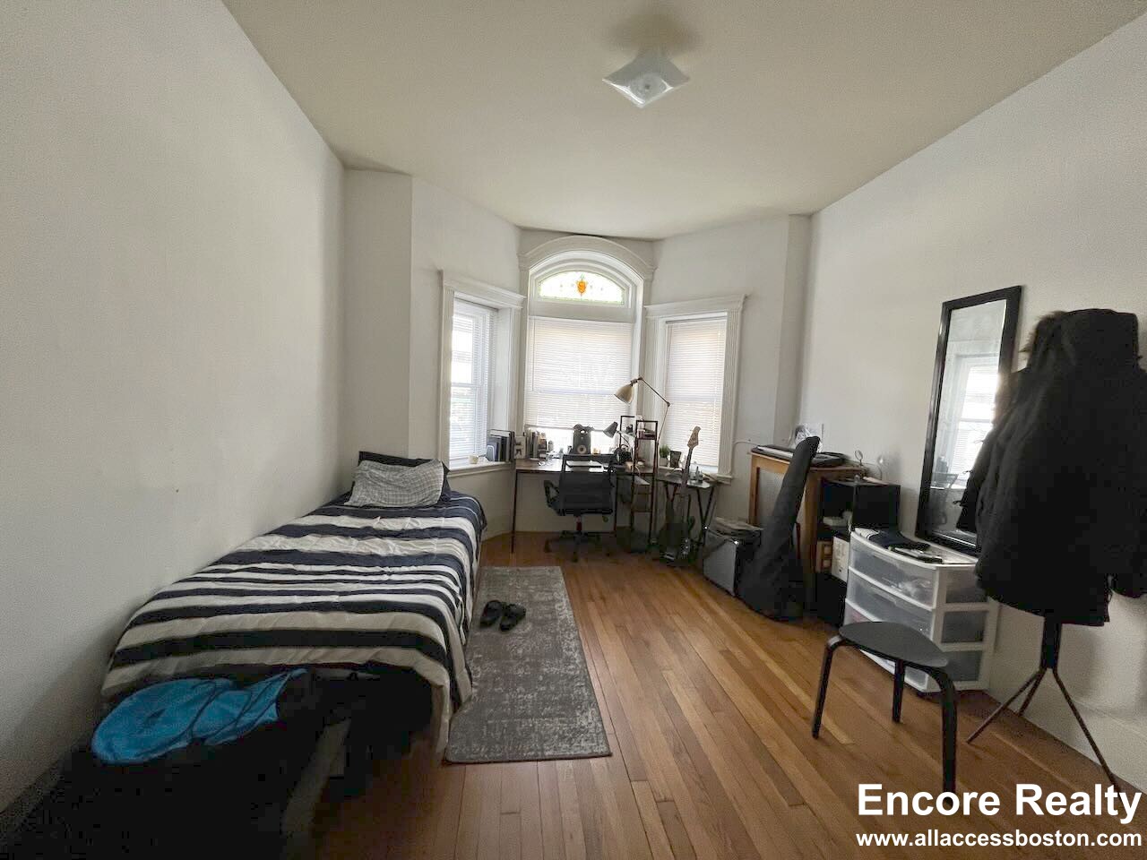 28 Westland Ave, Fenway