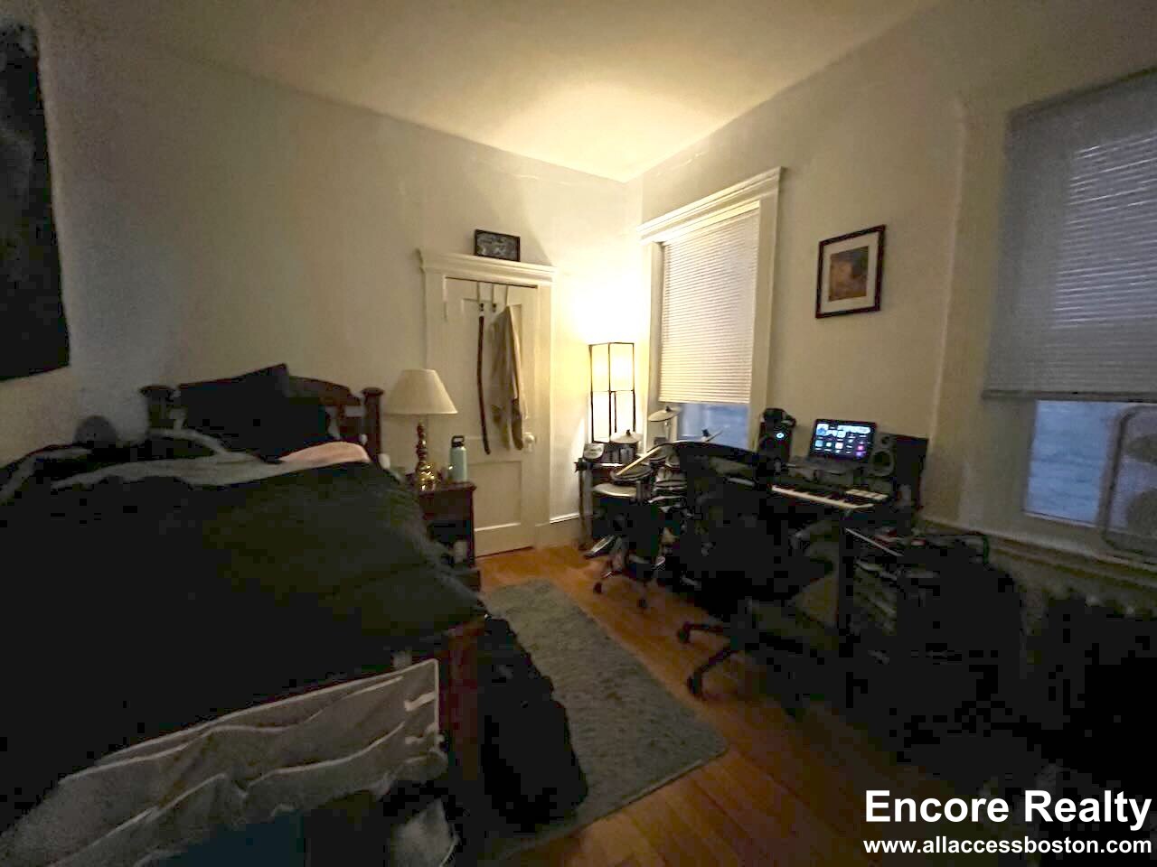 28 Westland Ave, Fenway