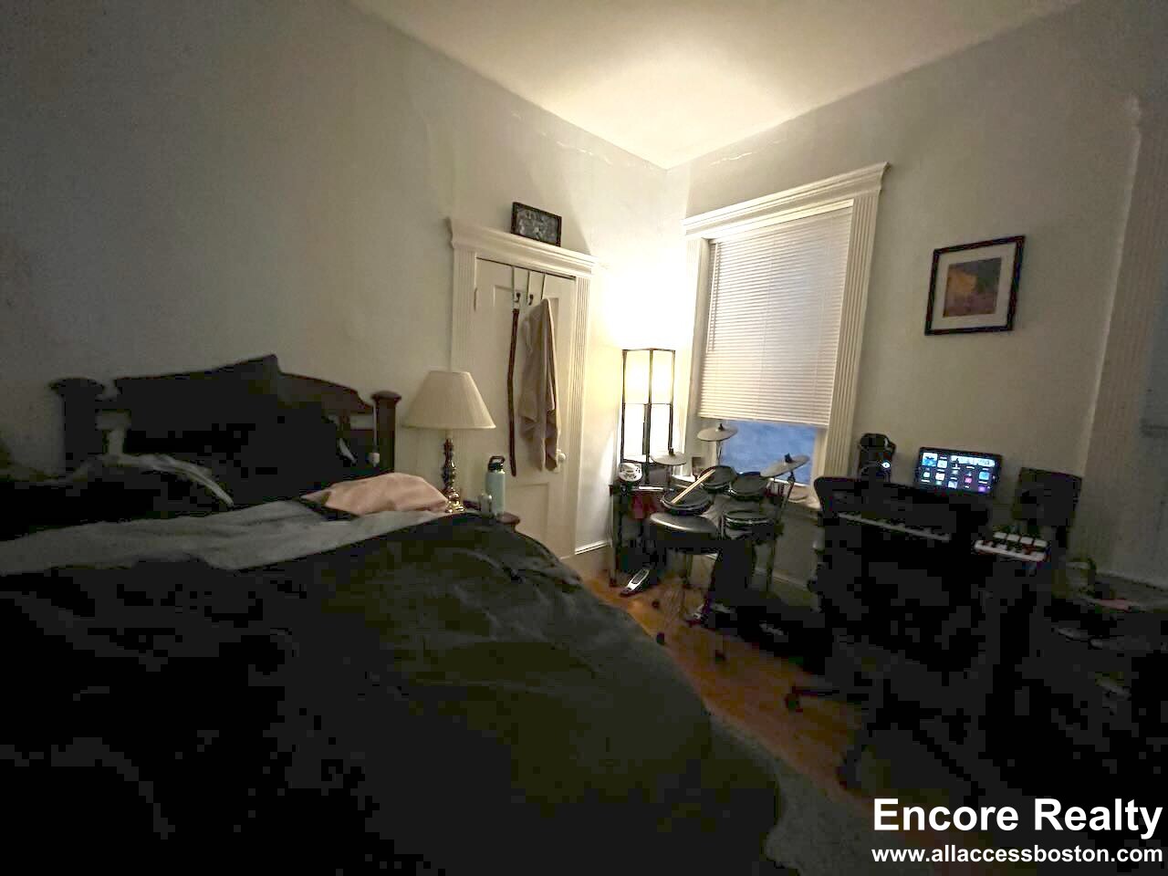 28 Westland Ave, Fenway