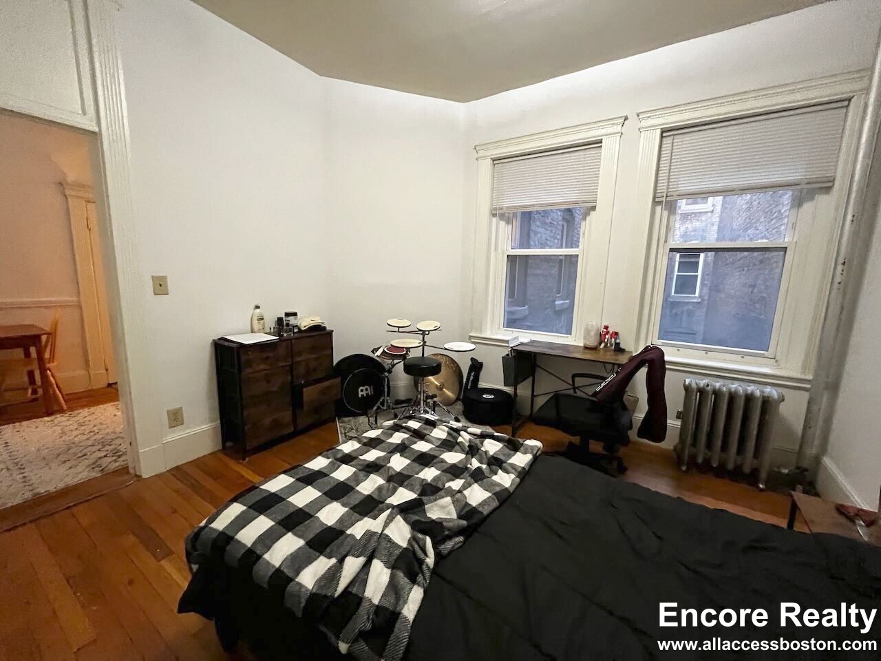 28 Westland Ave, Fenway