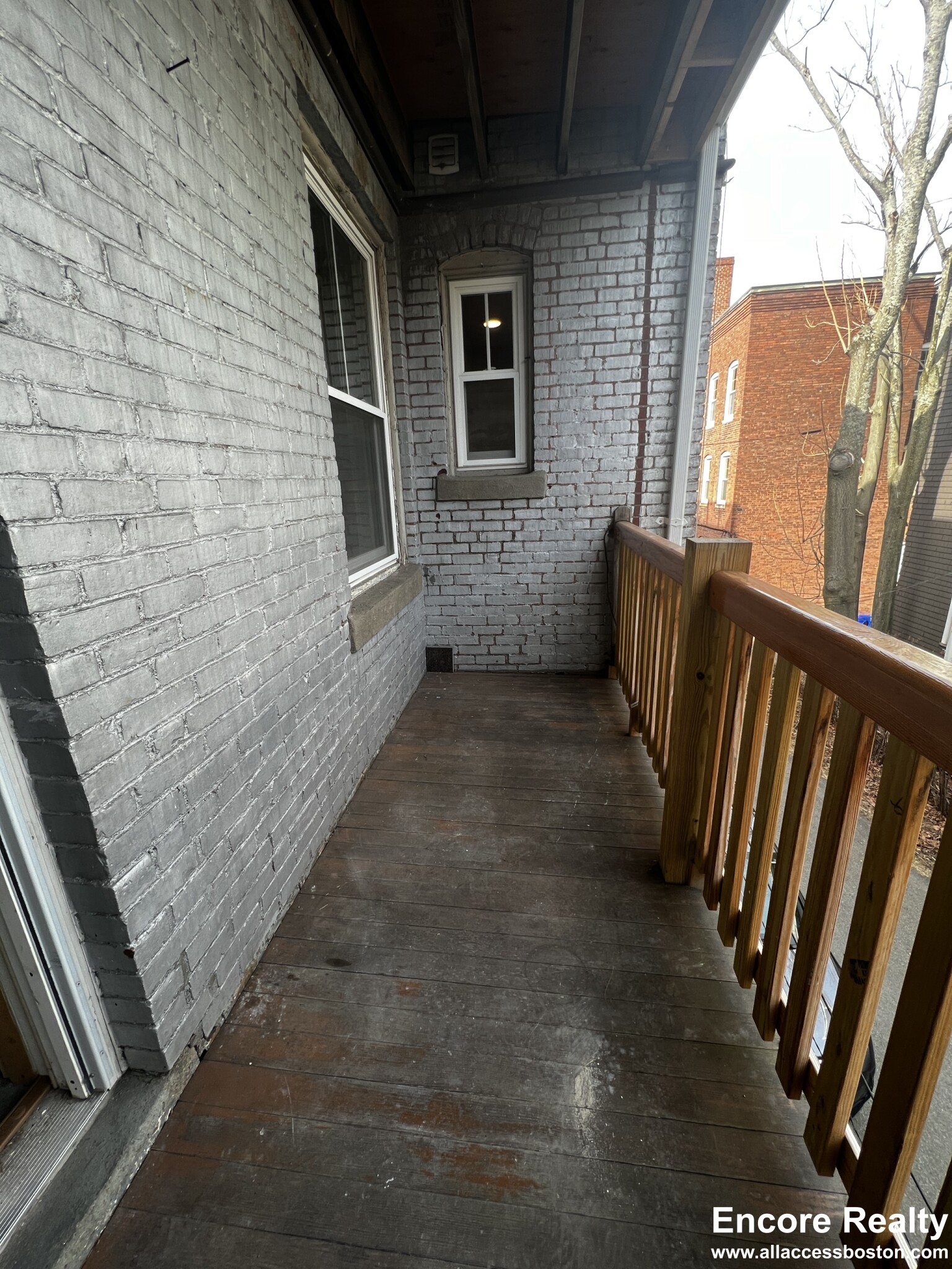 11 Grovenor Rd, Jamaica Plain