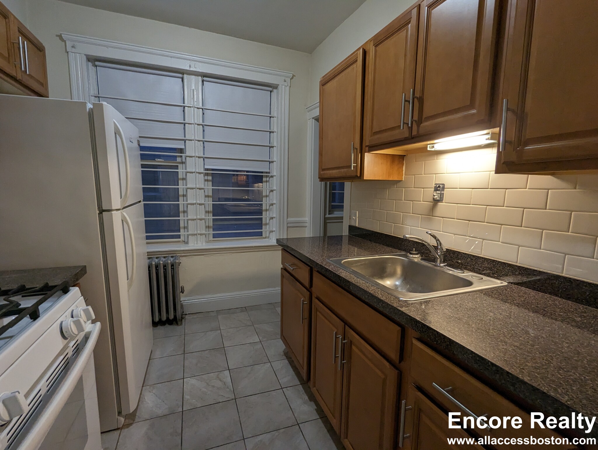 135 Washington St, Brighton