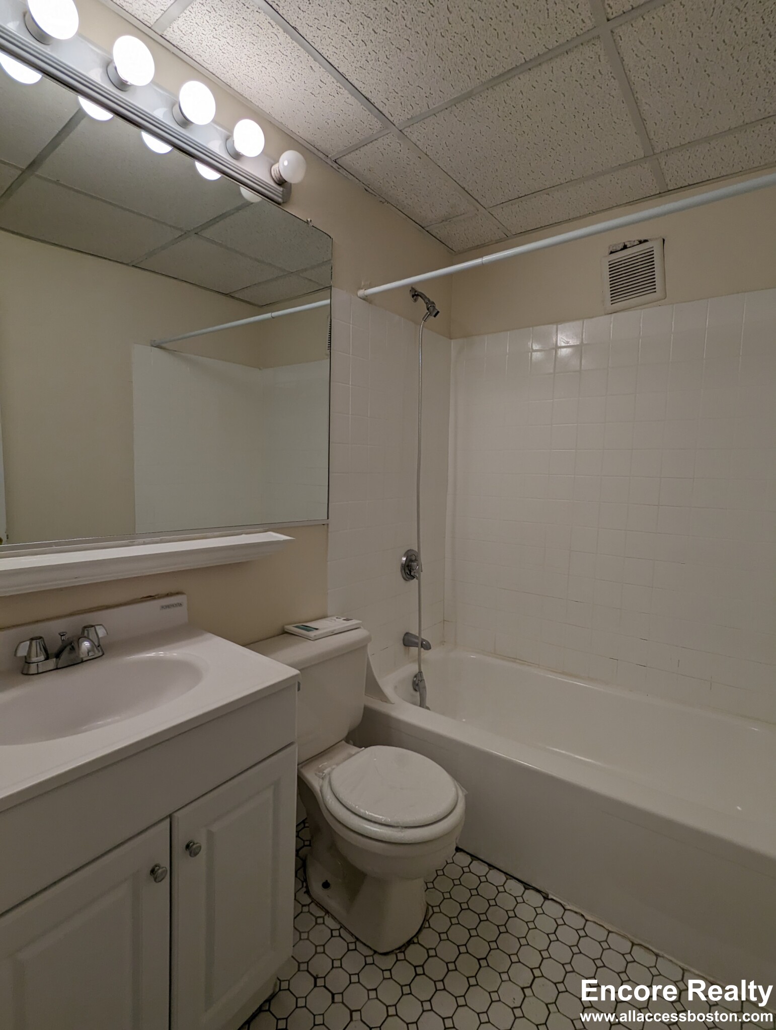 437 Cambridge St, Allston