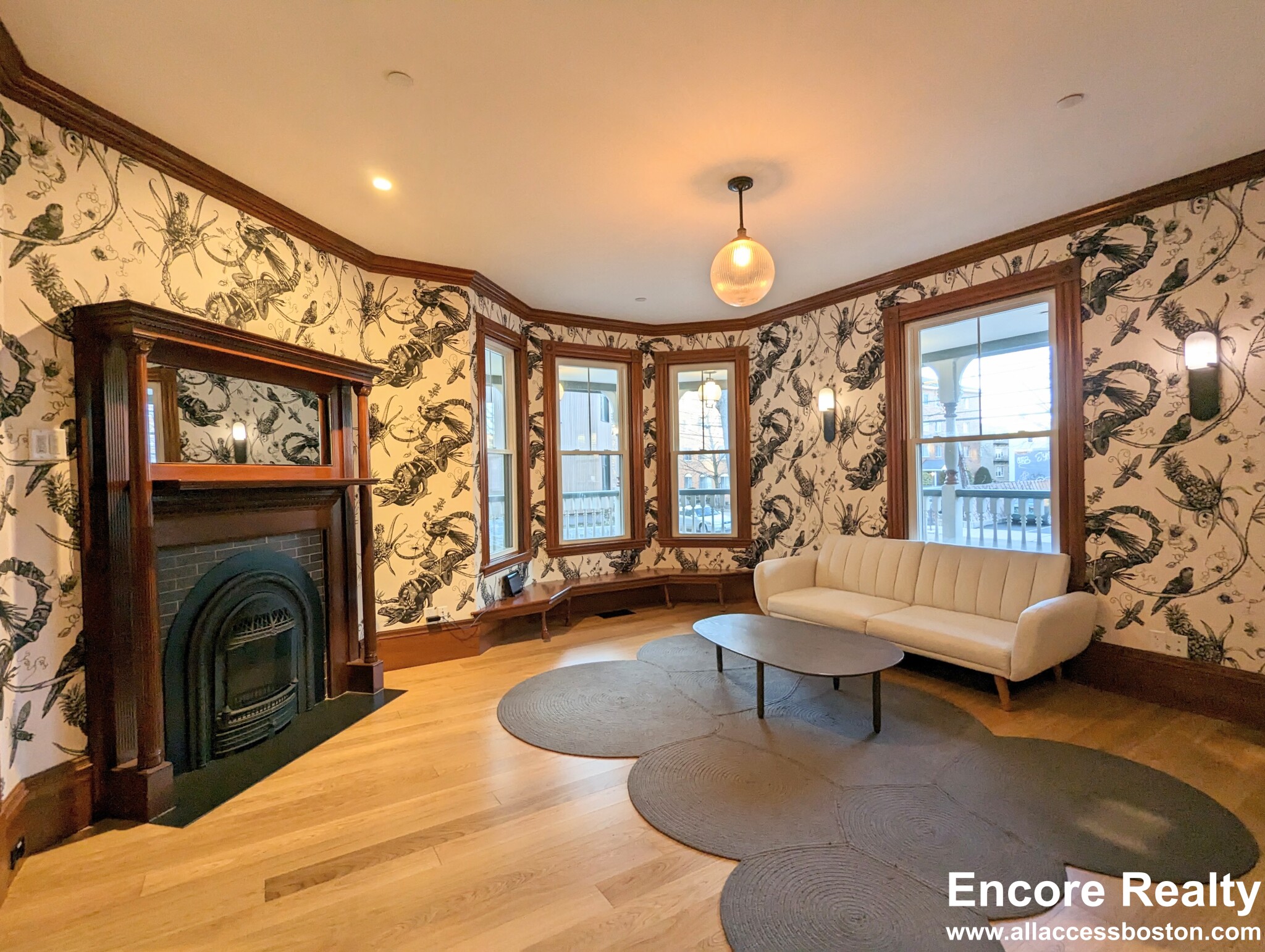 83 Gardner St, Allston