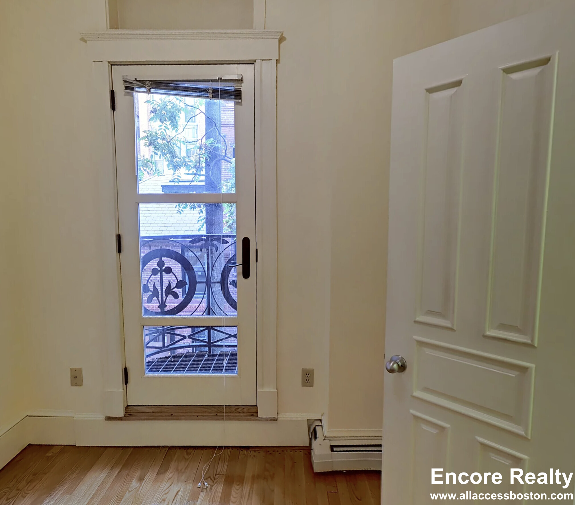 195 Commonwealth Ave, Fenway