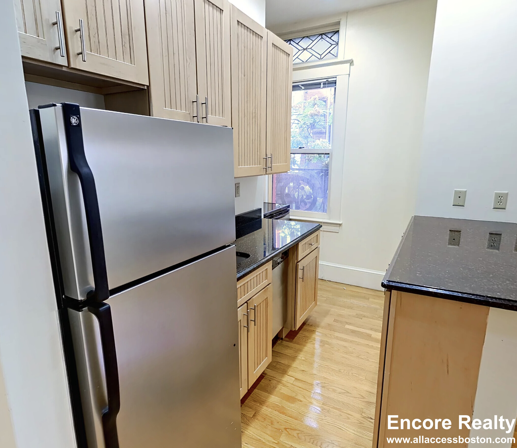 195 Commonwealth Ave, Back Bay