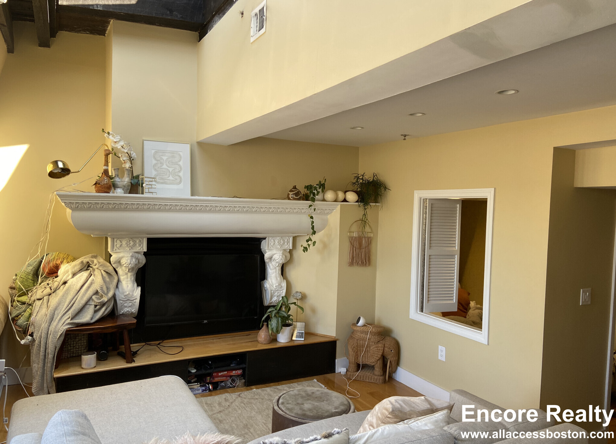 113 Beacon St, Back Bay