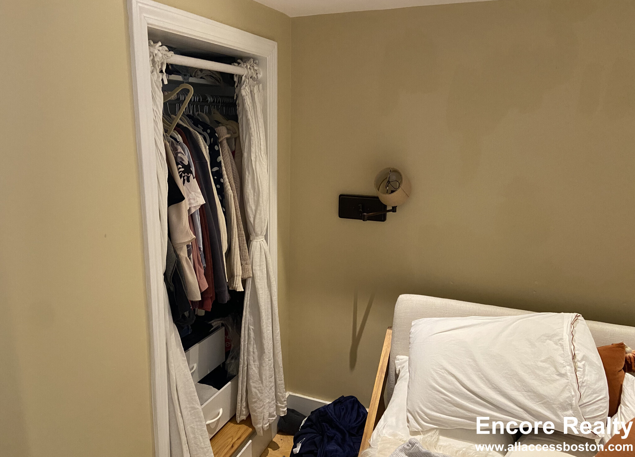 113 Beacon St, Back Bay