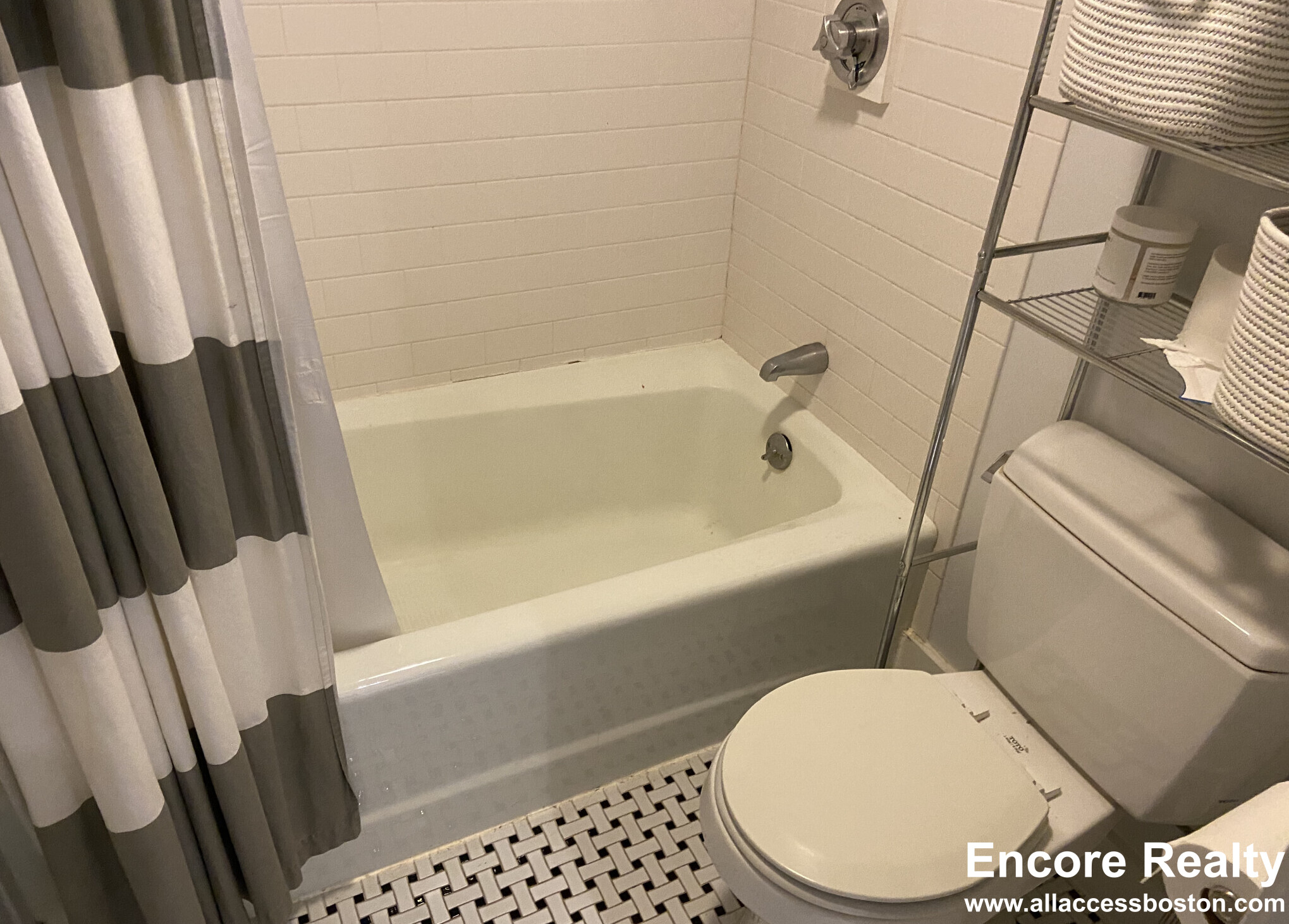 113 Beacon St, Back Bay