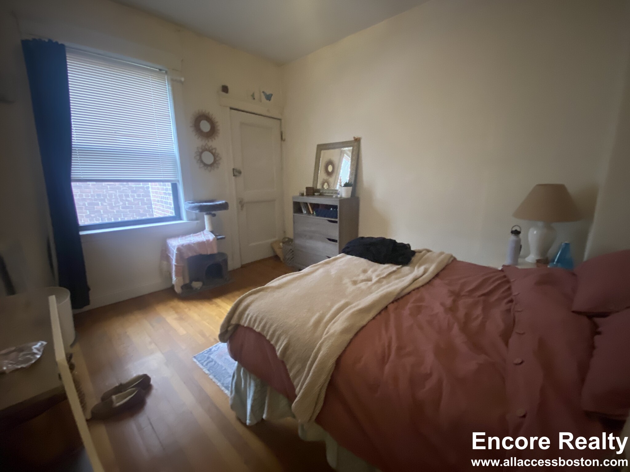 23 Cummings Rd, Brighton