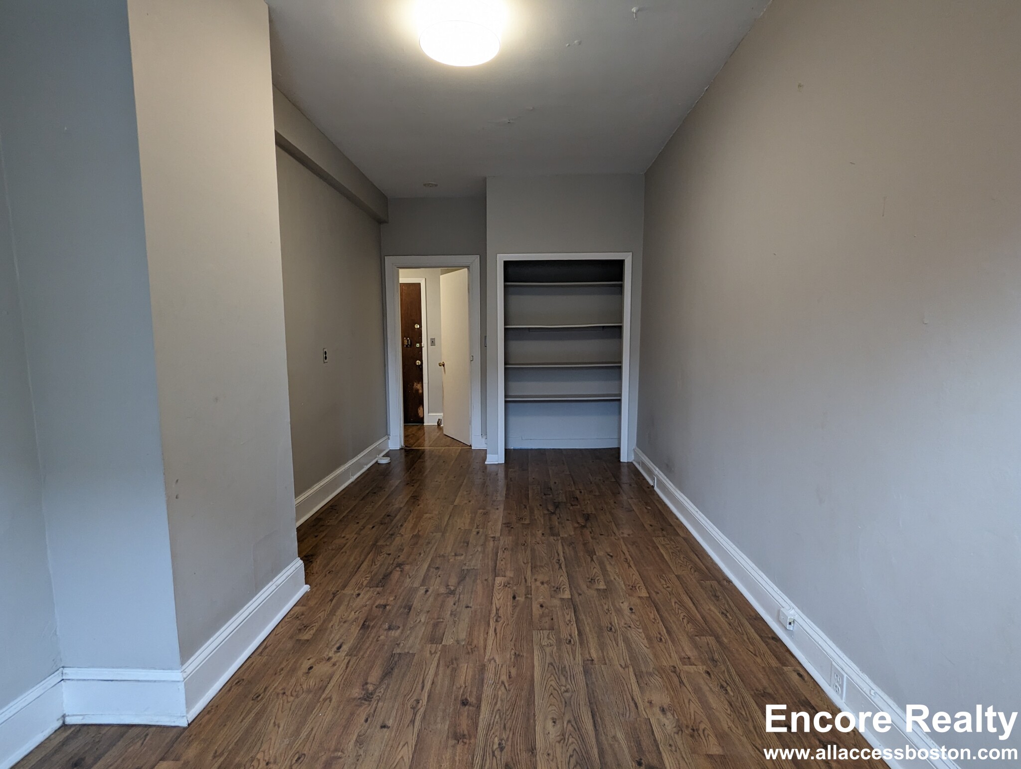 47 Bay State Rd, Fenway