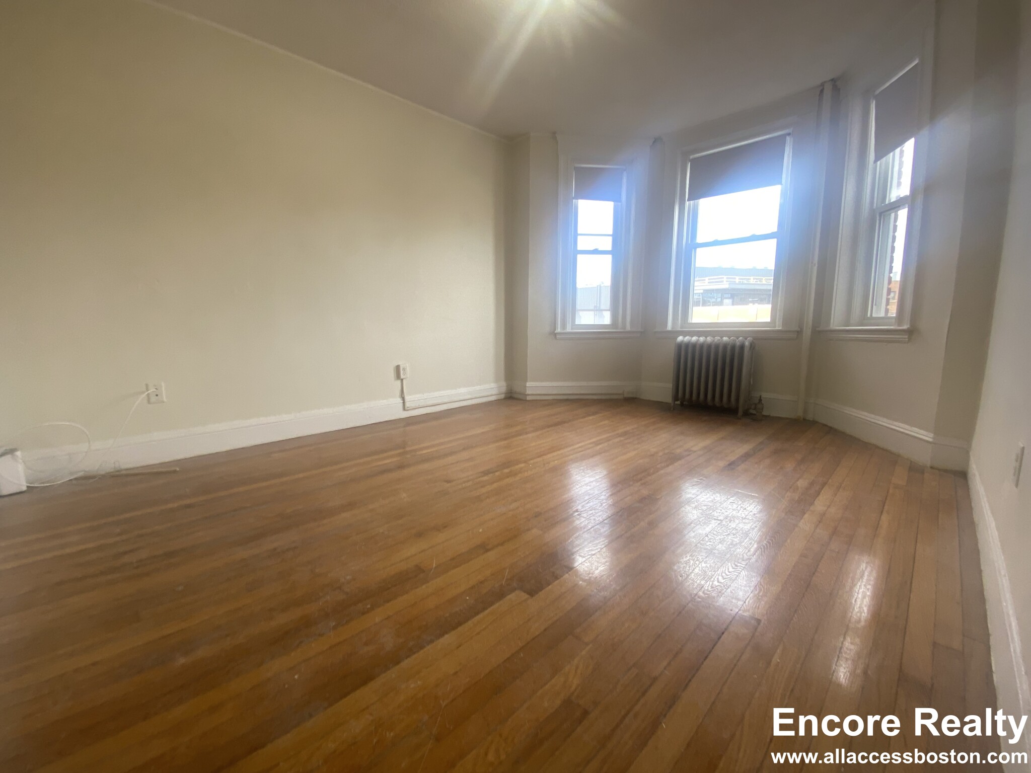 1175 Boylston St, Fenway