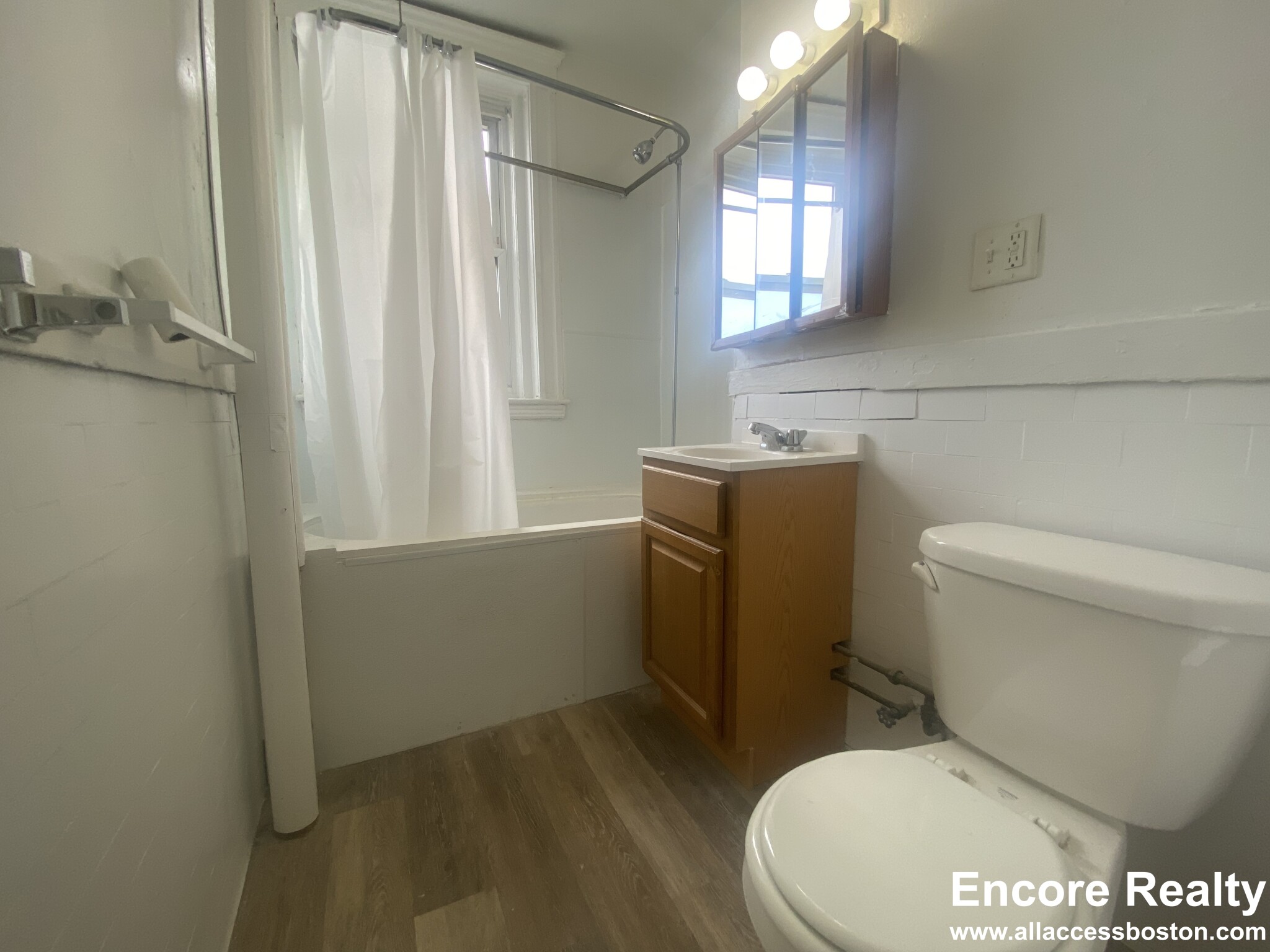 1175 Boylston St, Fenway