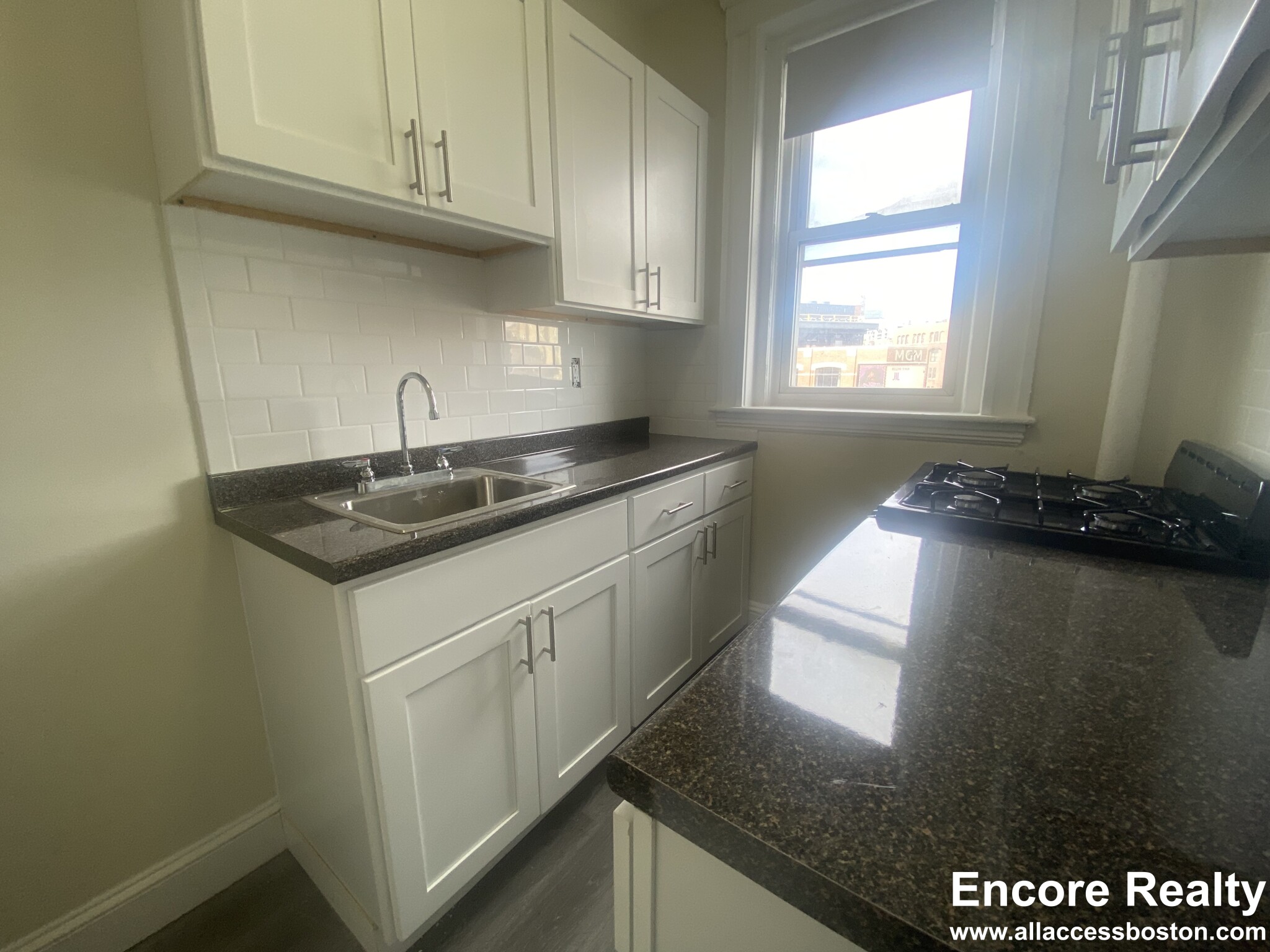 1175 Boylston St, Fenway