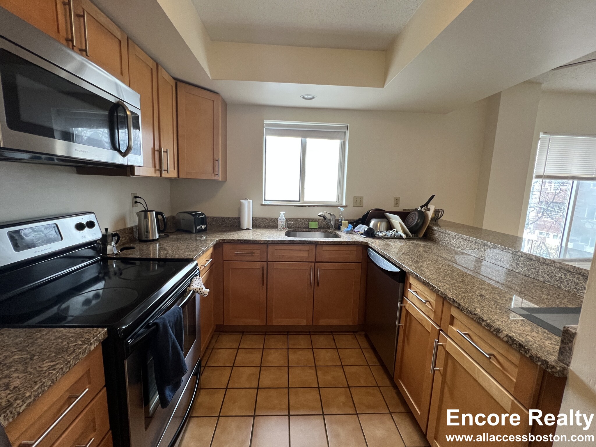 345 Franklin St, Central Square