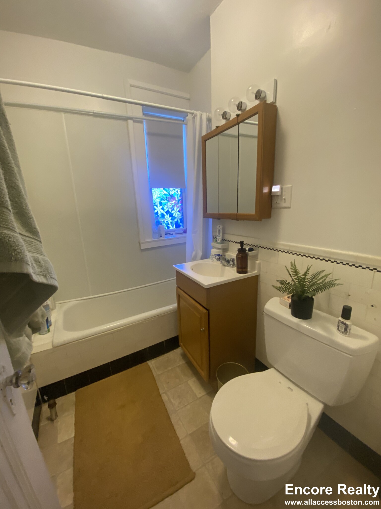 116 Washington St, Brighton