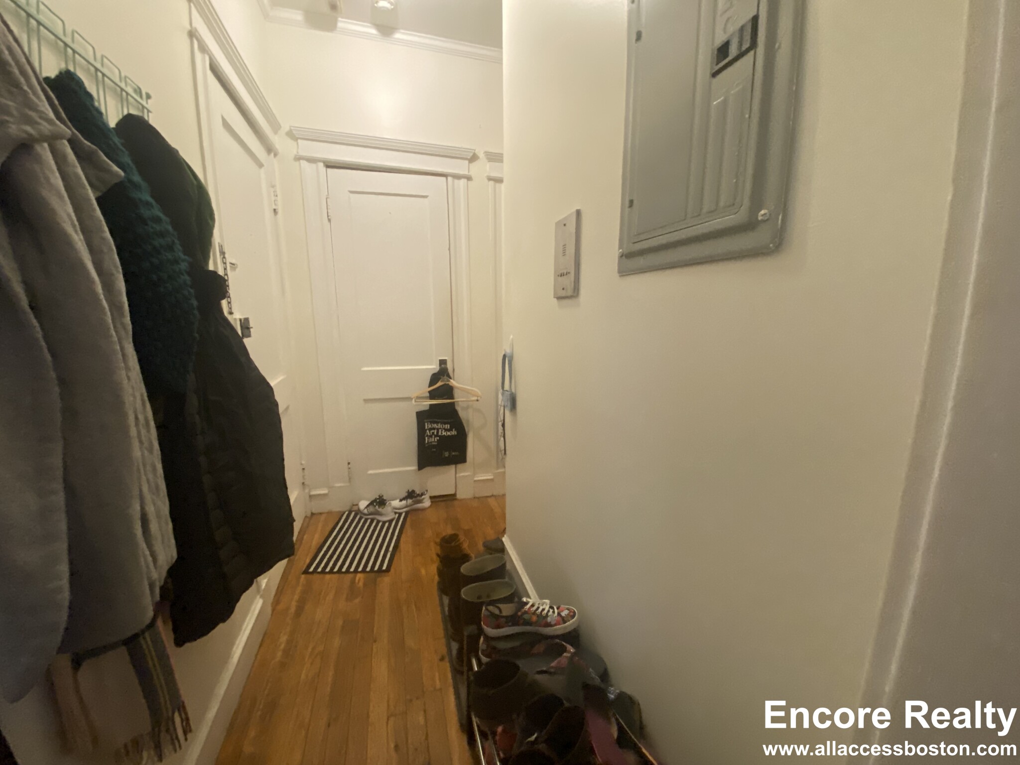 1637 Commonwealth Ave, Brighton