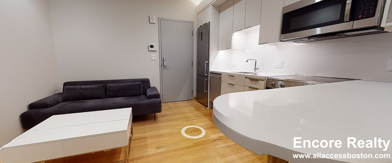 115 Mount Auburn St, Harvard Square