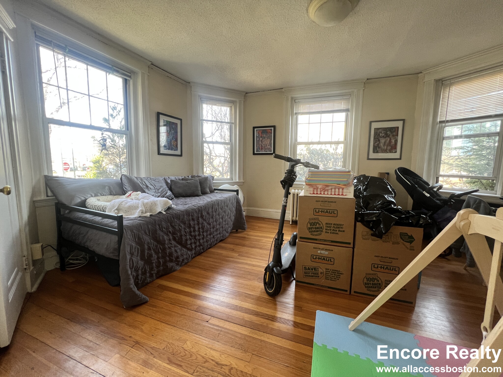 114 Riverway, Fenway