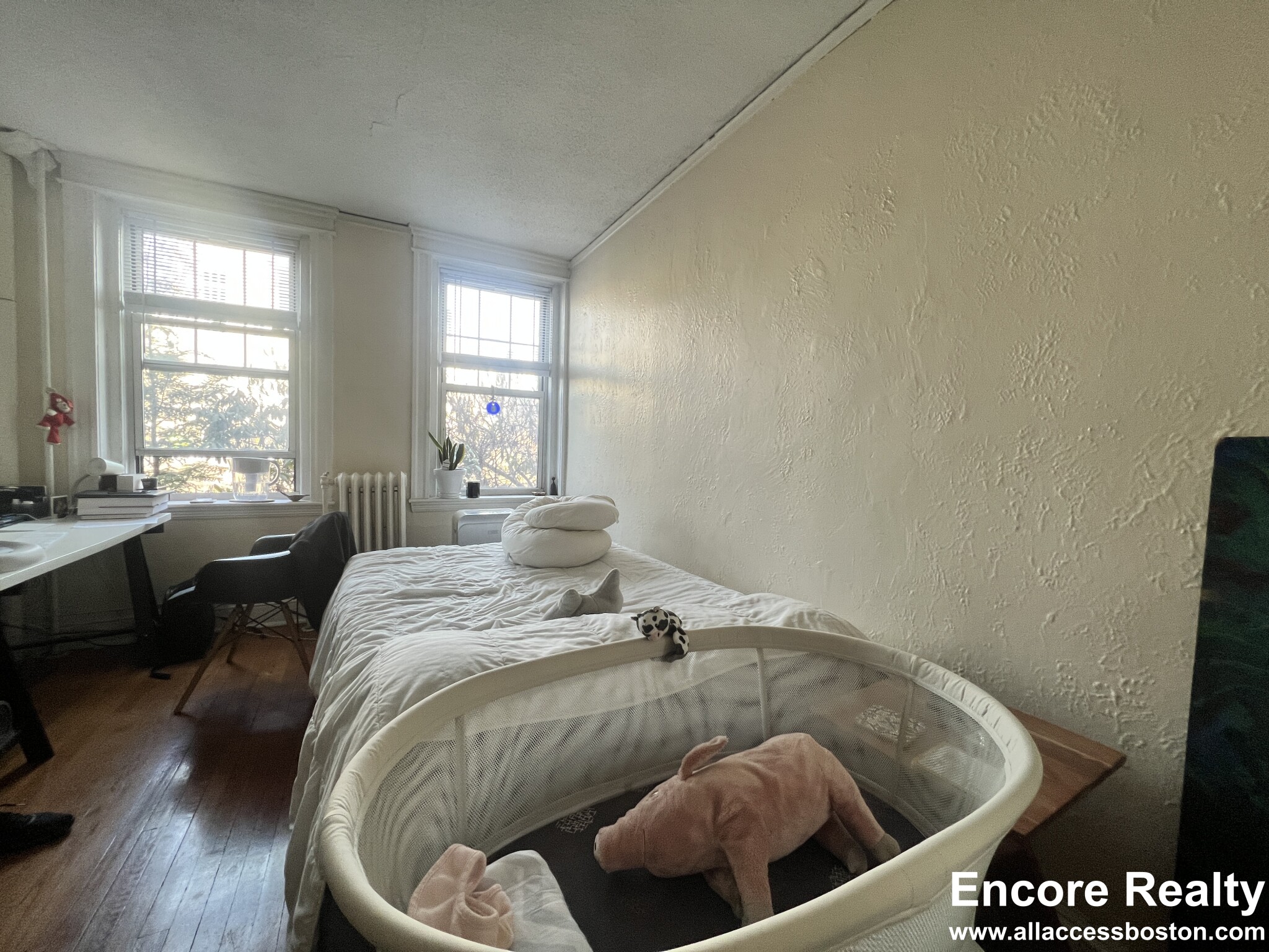 114 Riverway, Fenway